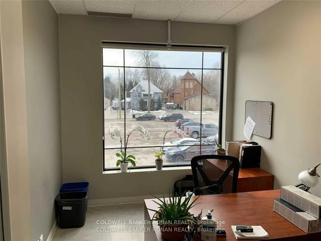 39 Victoria Street E, #205-1