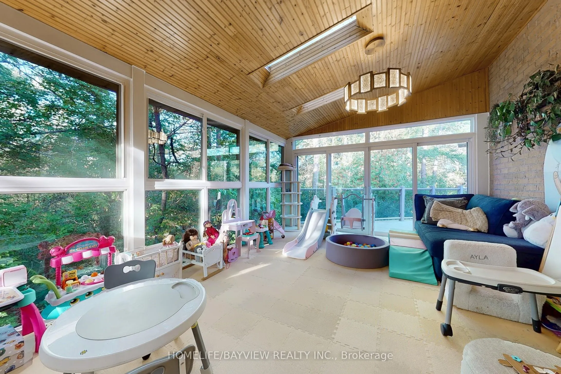 25 Willow Farm Lane