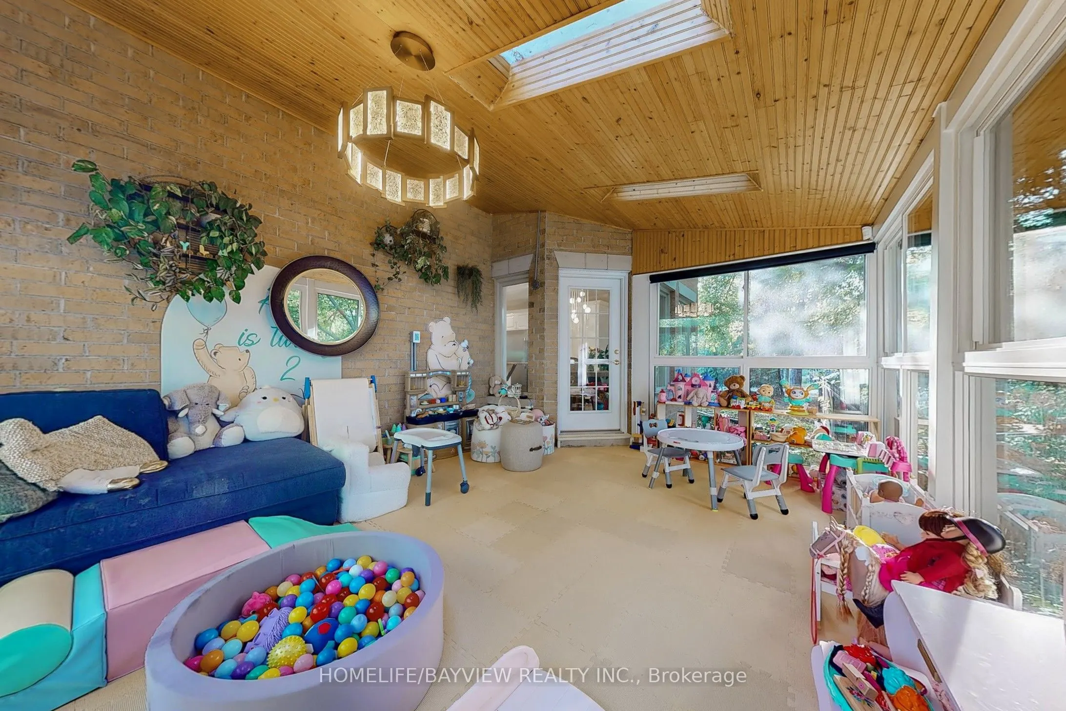 25 Willow Farm Lane