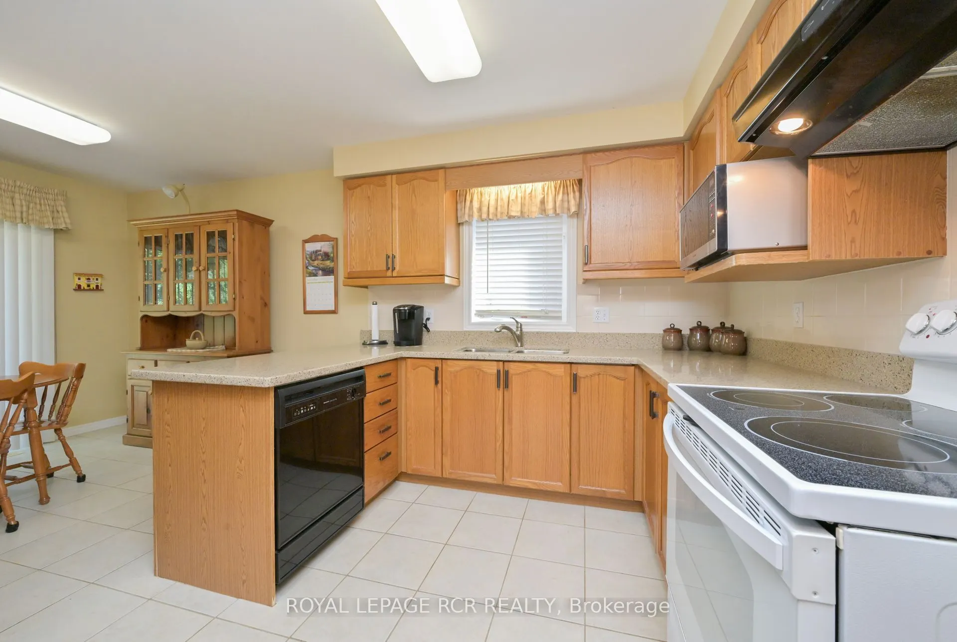 159 Bowerman Boulevard