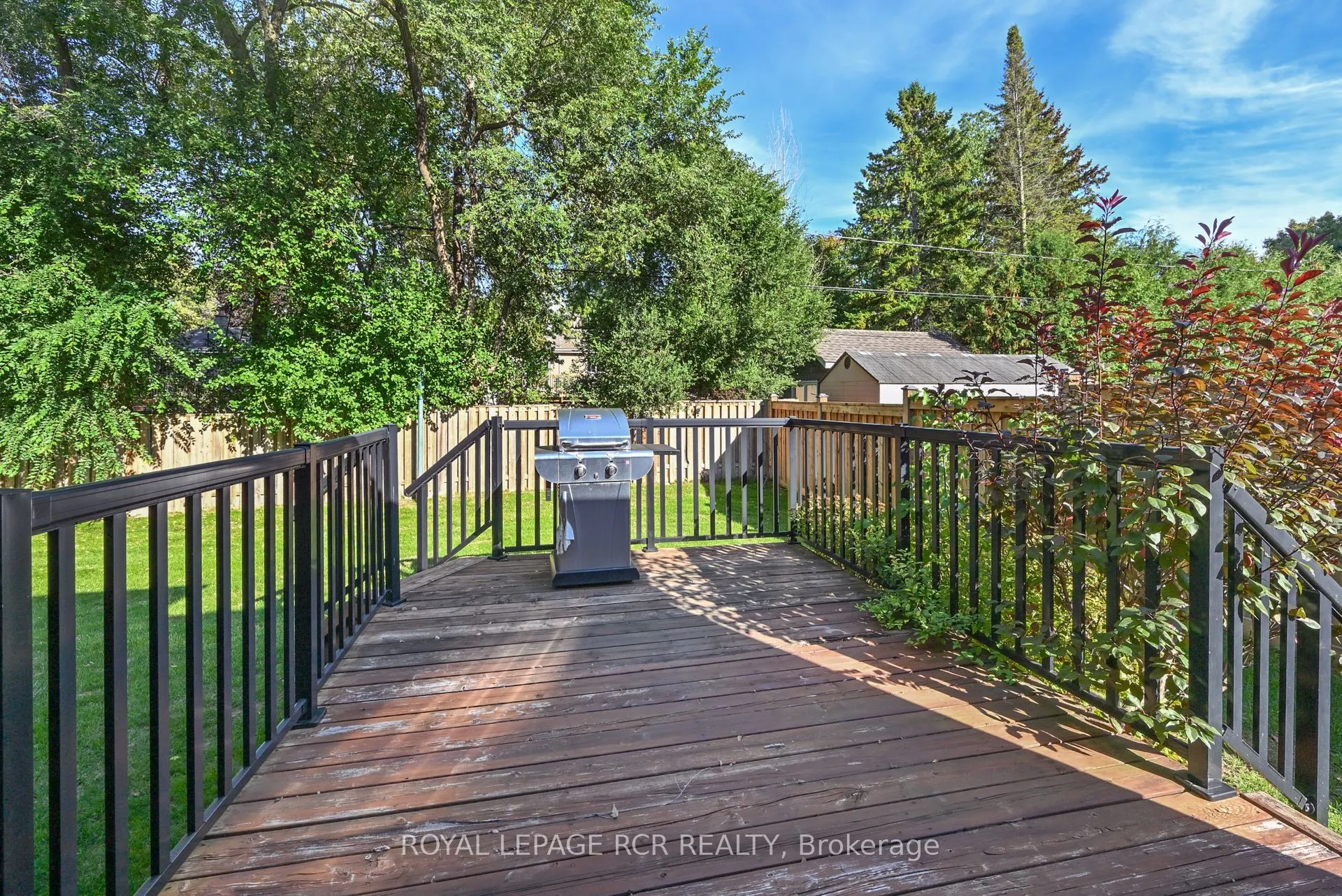 159 Bowerman Boulevard