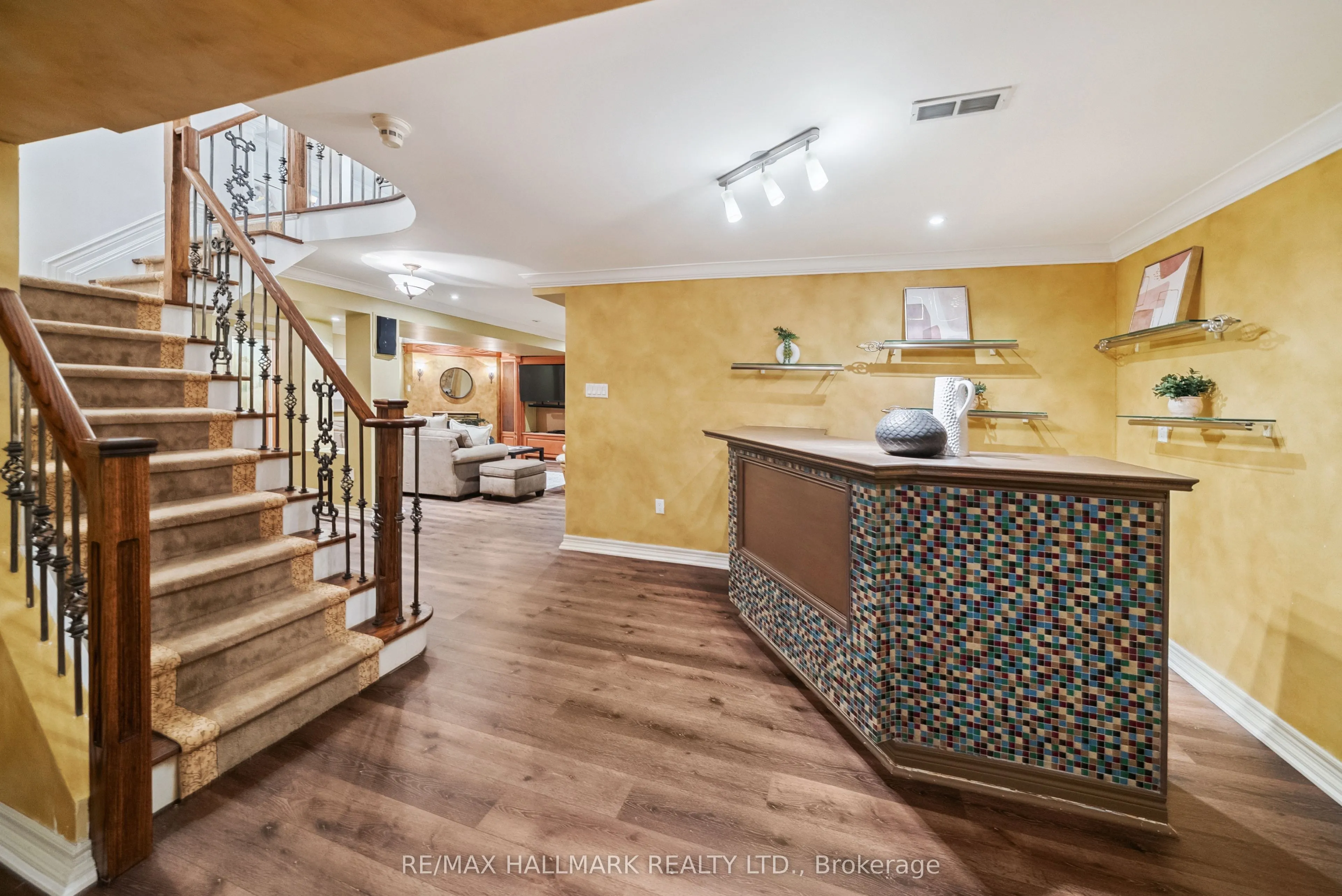 140 Reeve Drive
