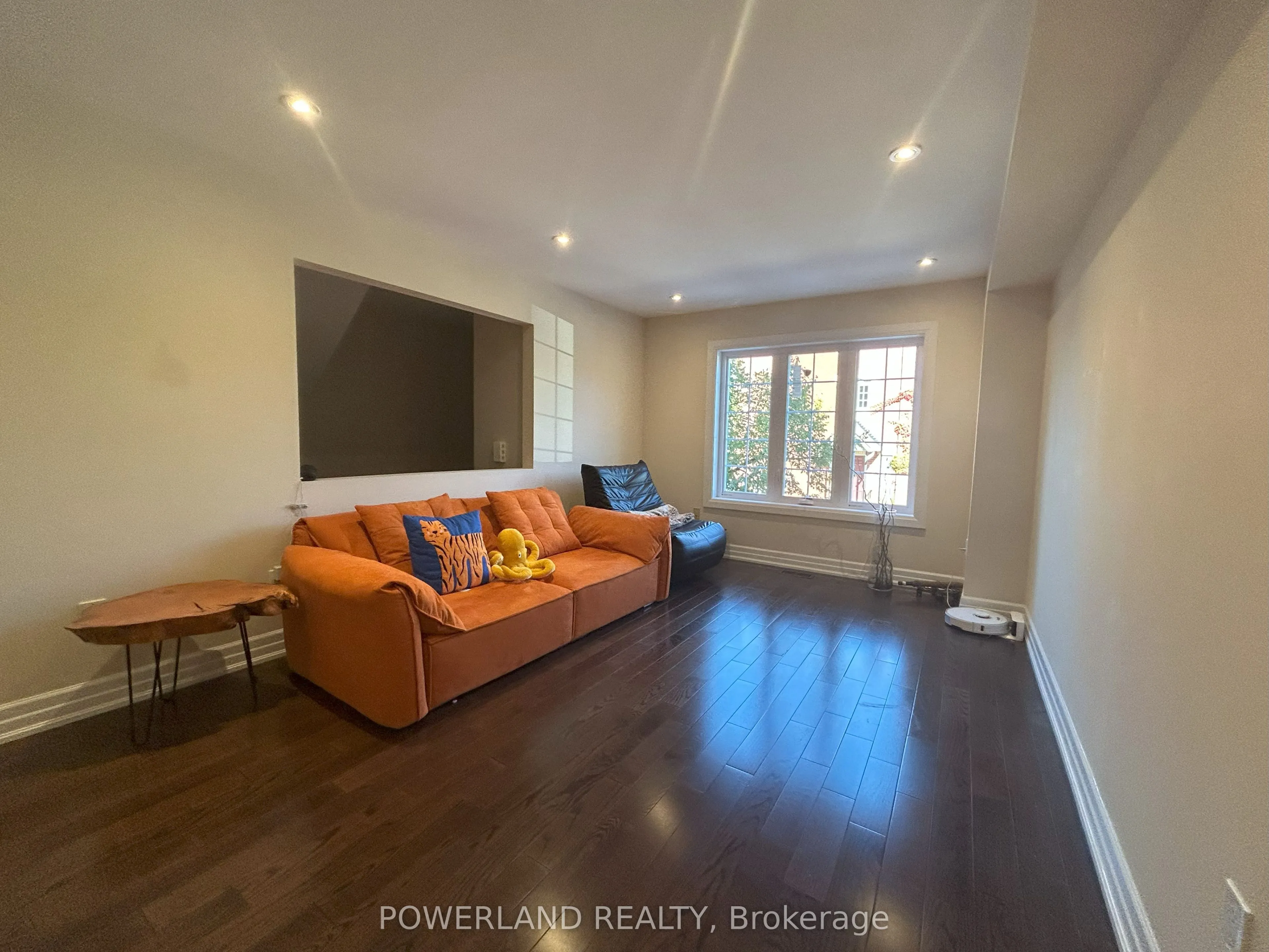 95 Weldrick Avenue, #37