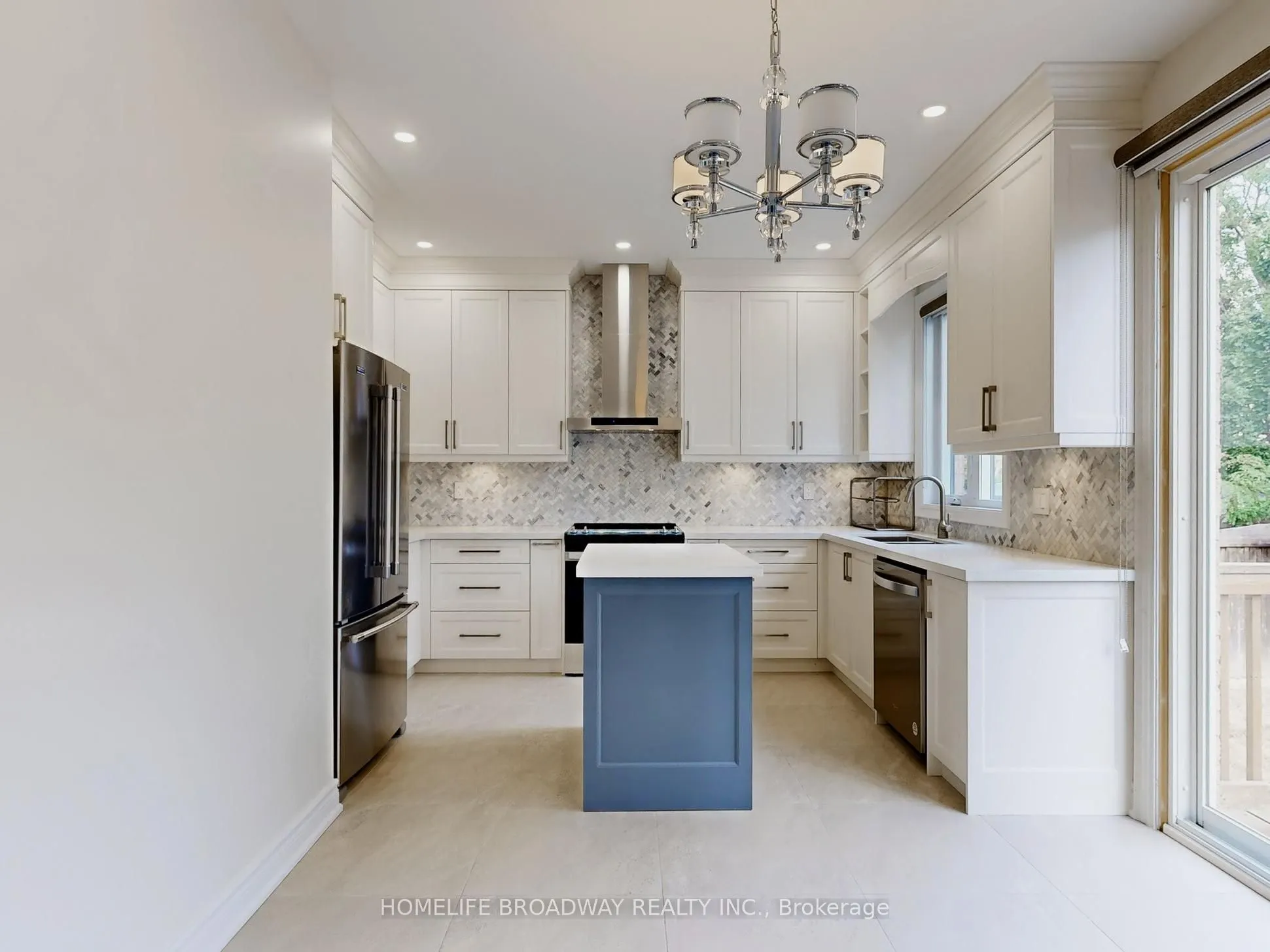 27 Morisot Avenue