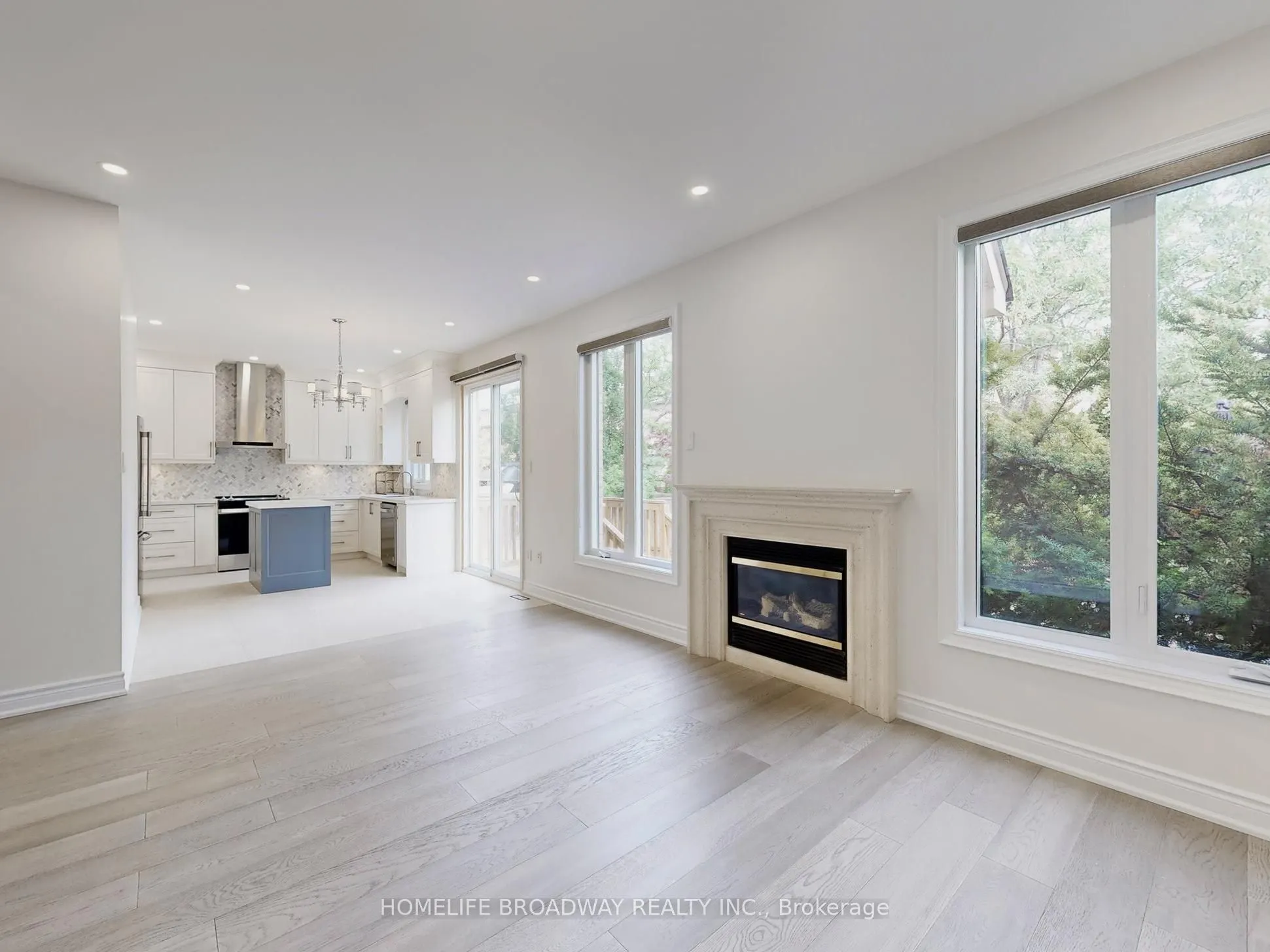 27 Morisot Avenue