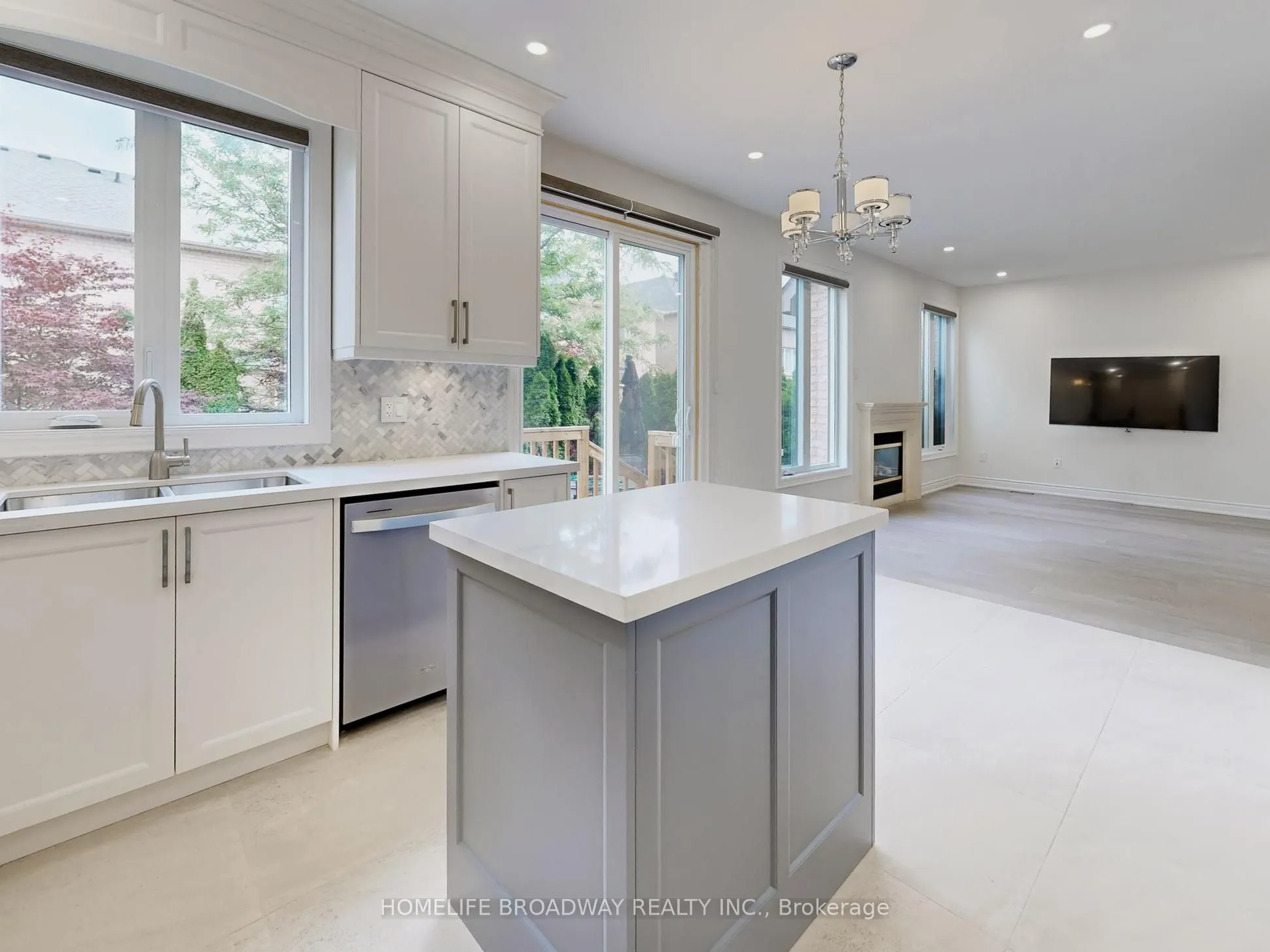 27 Morisot Avenue