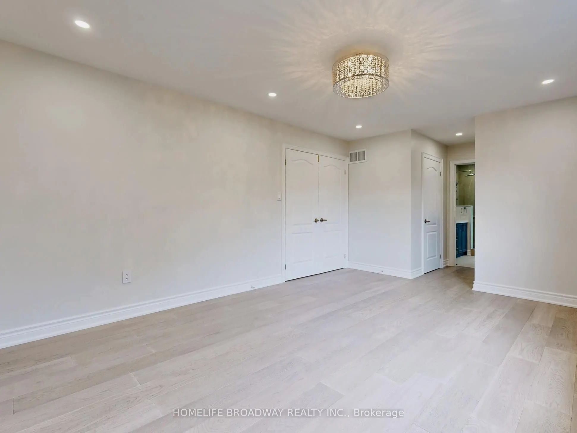 27 Morisot Avenue