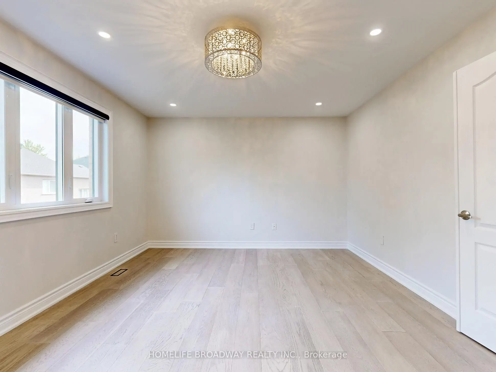 27 Morisot Avenue