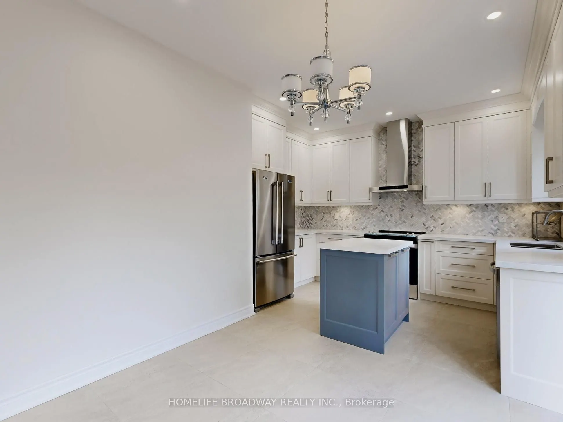 27 Morisot Avenue