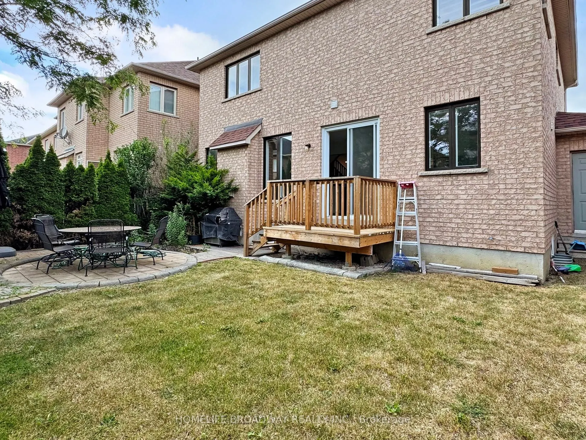 27 Morisot Avenue