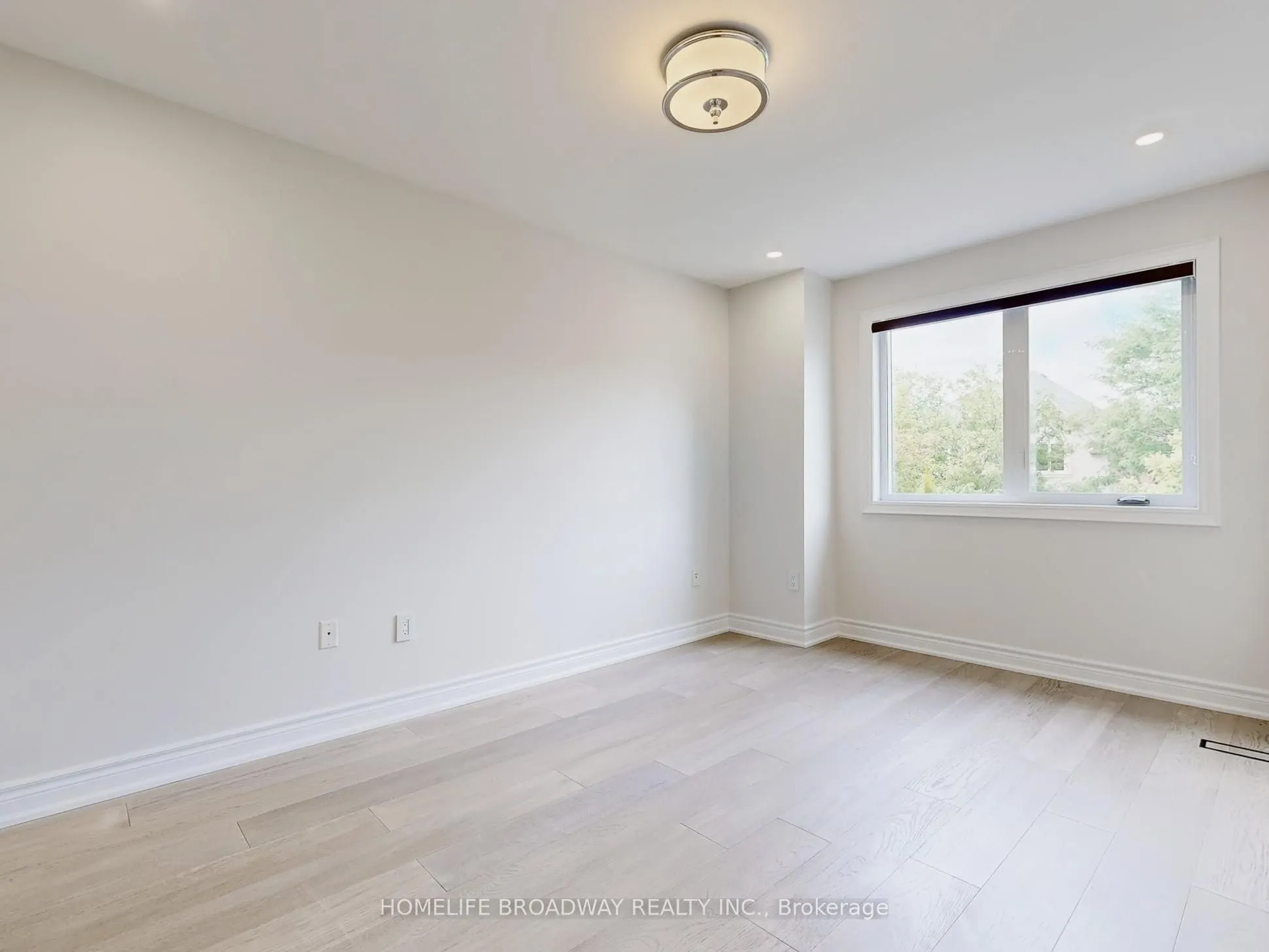 27 Morisot Avenue