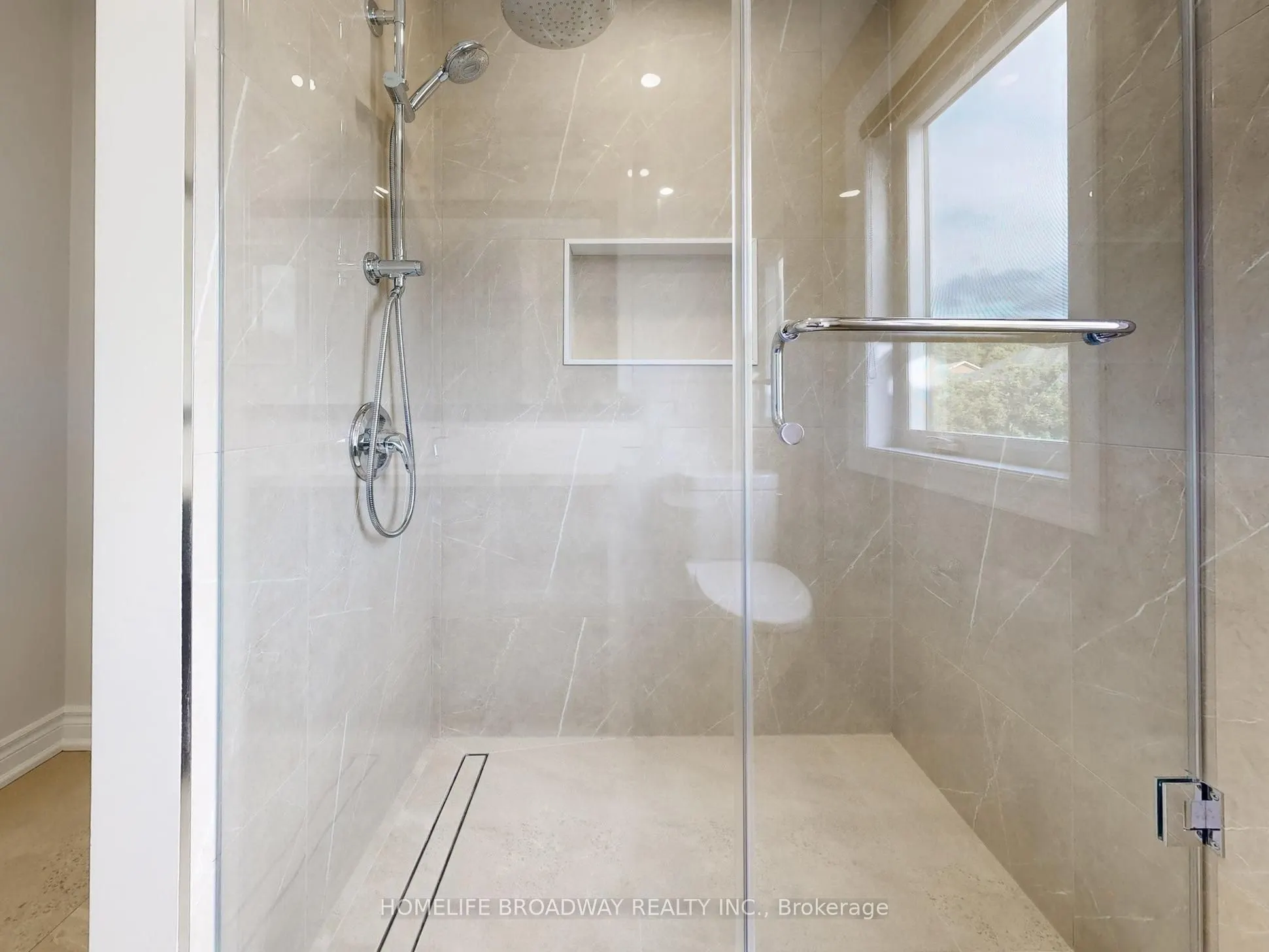 27 Morisot Avenue