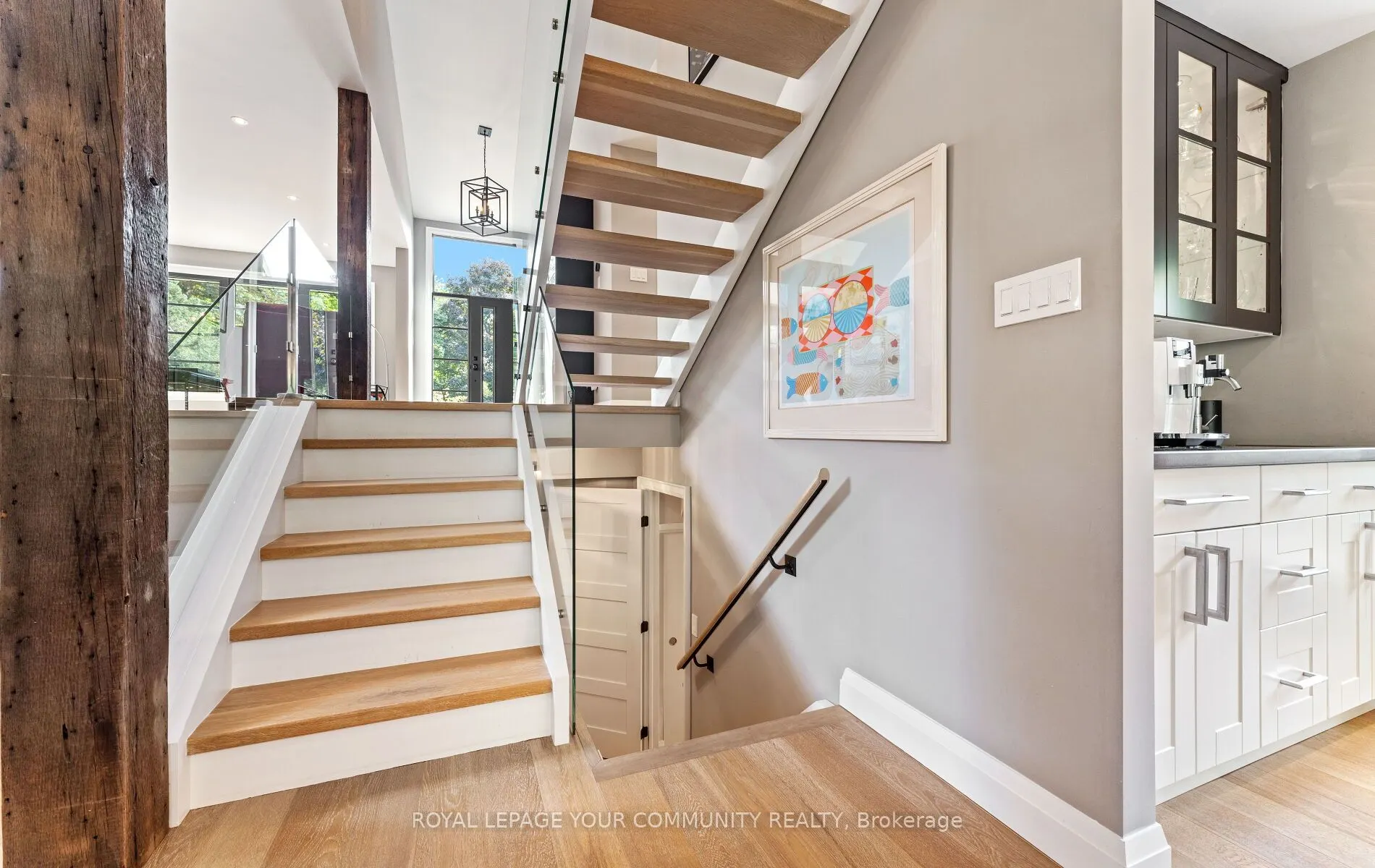 12 Glenview Drive