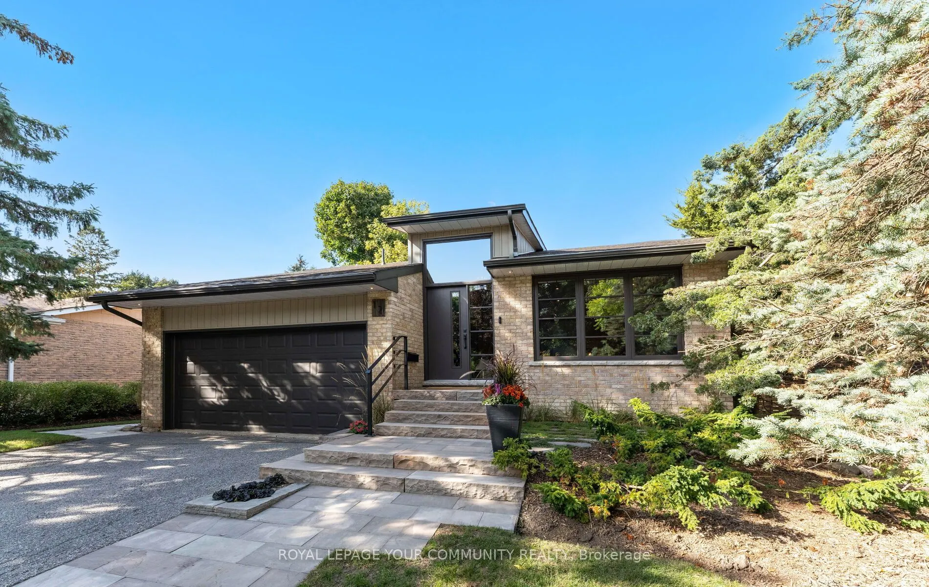 12 Glenview Drive