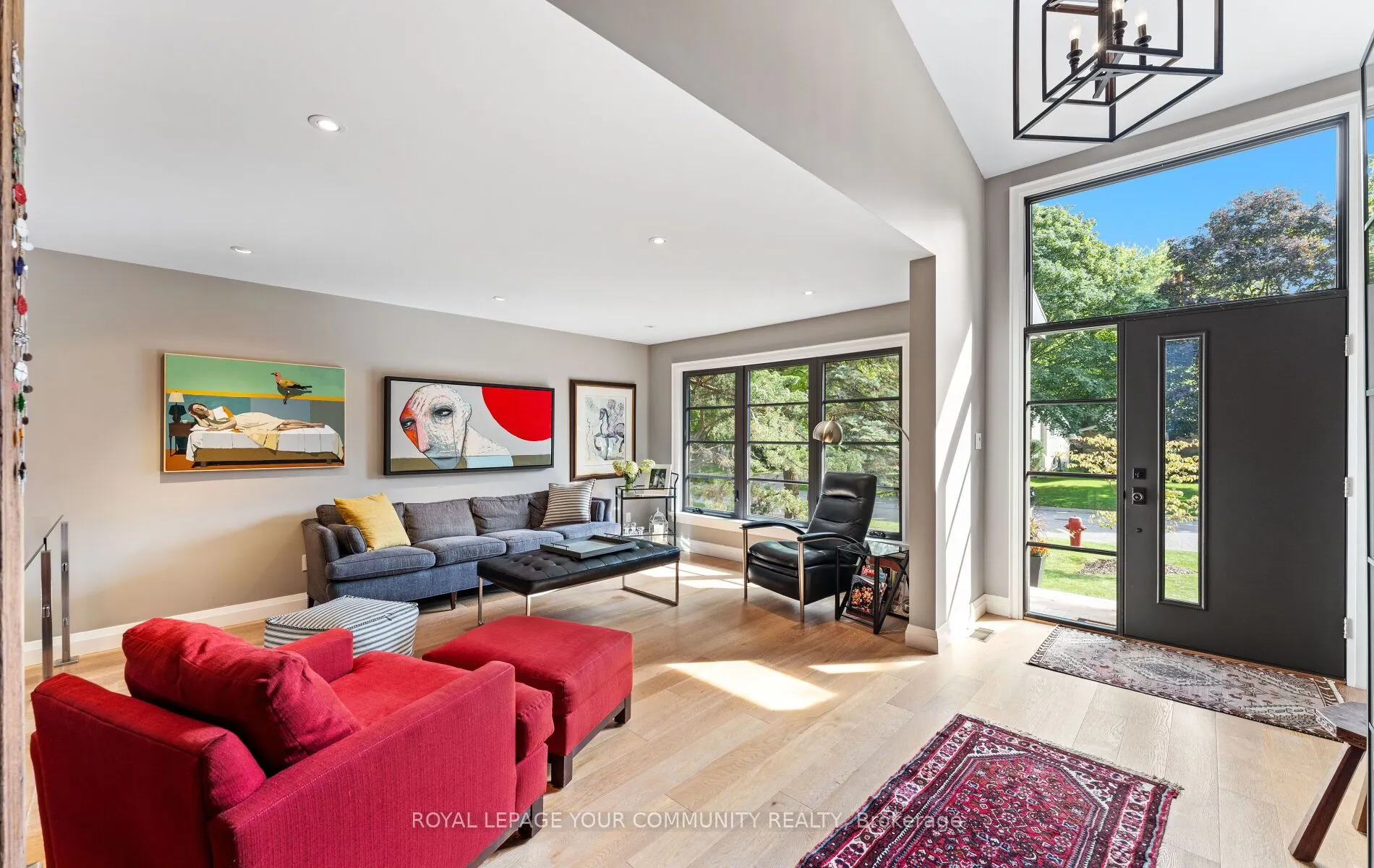 12 Glenview Drive