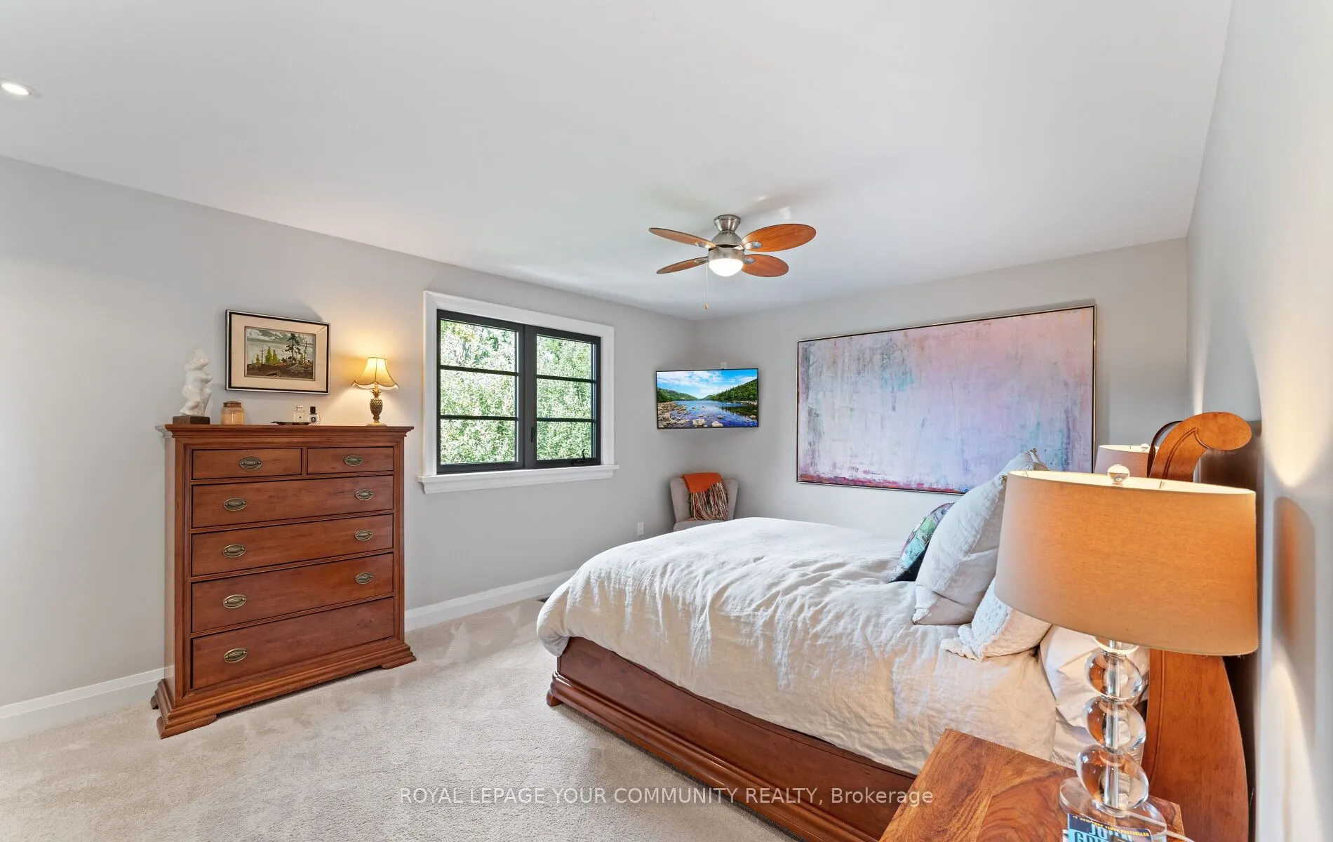 12 Glenview Drive