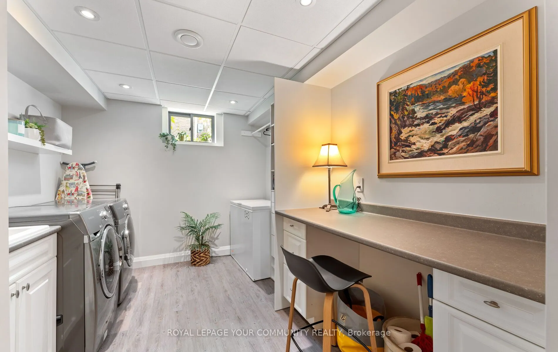 12 Glenview Drive