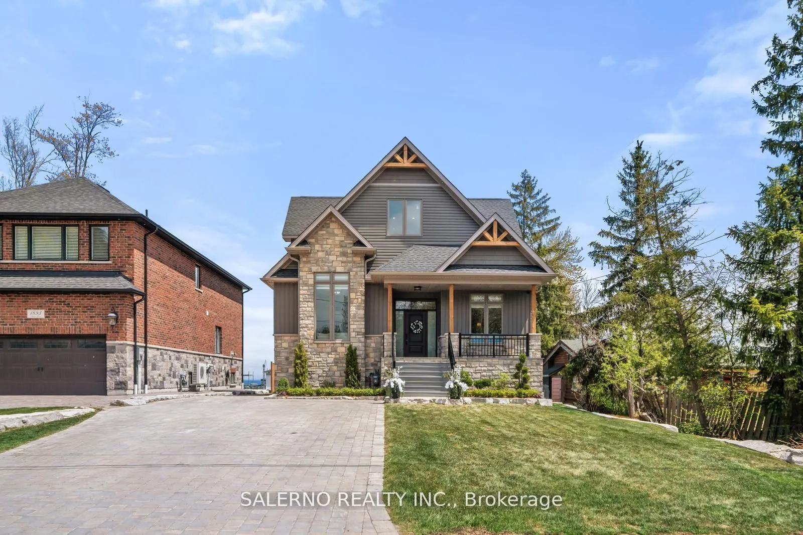 1889 Simcoe Boulevard