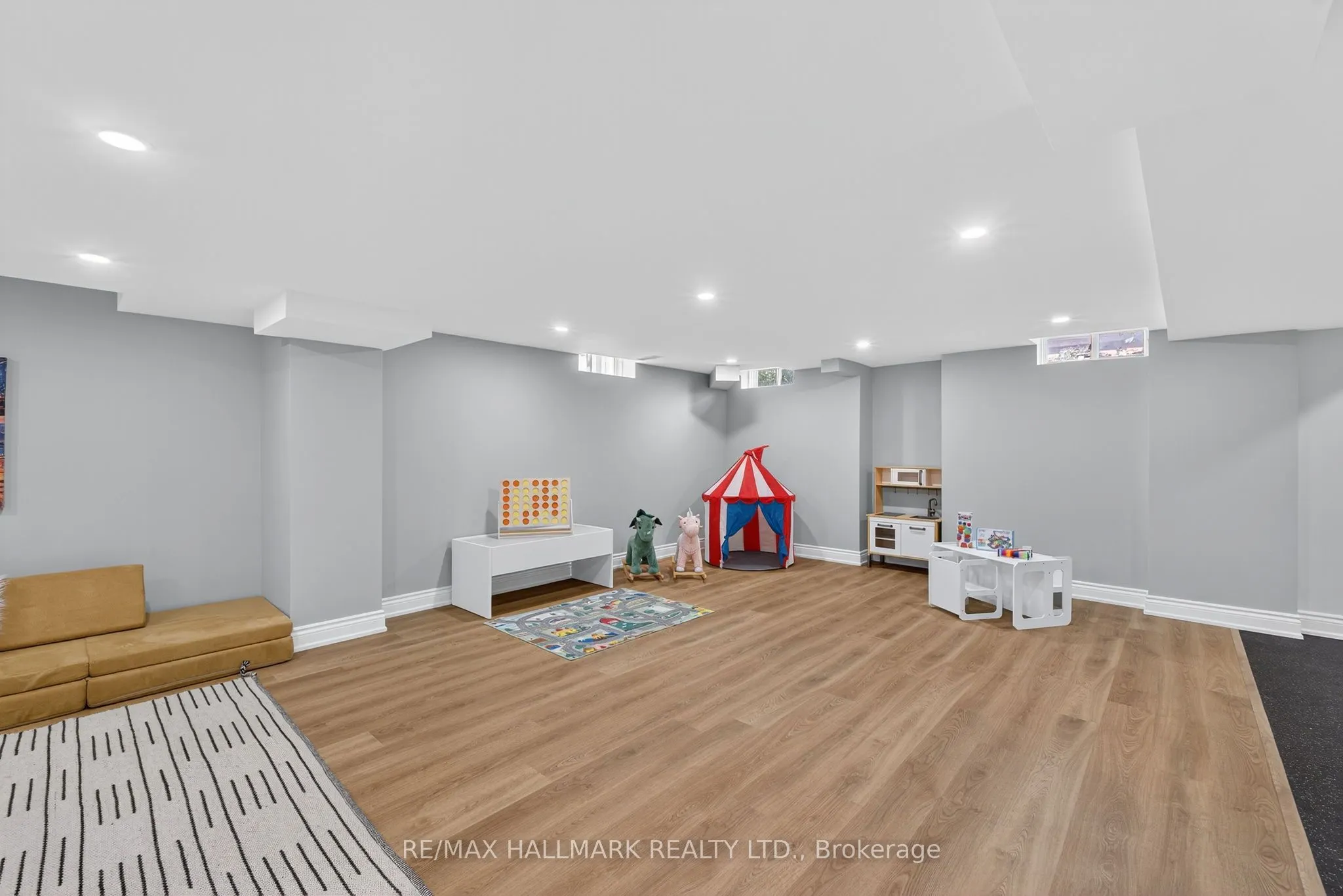 50 Bentwood Crescent