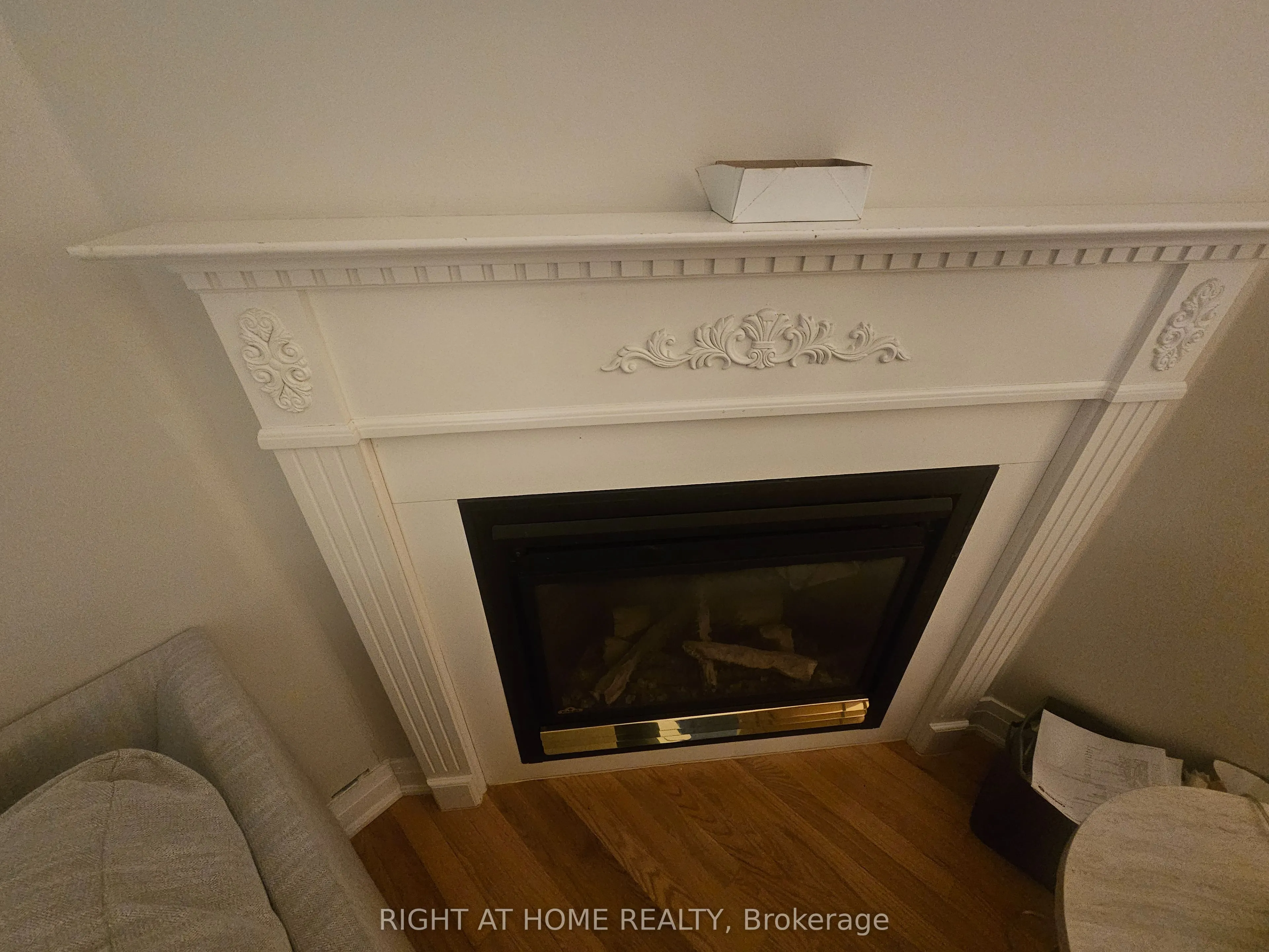 26 Bluewater Trail N