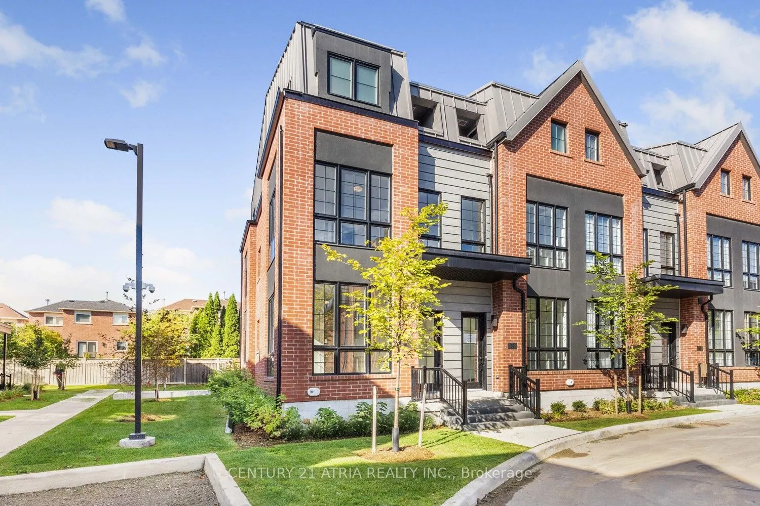 85 ALTON Crescent