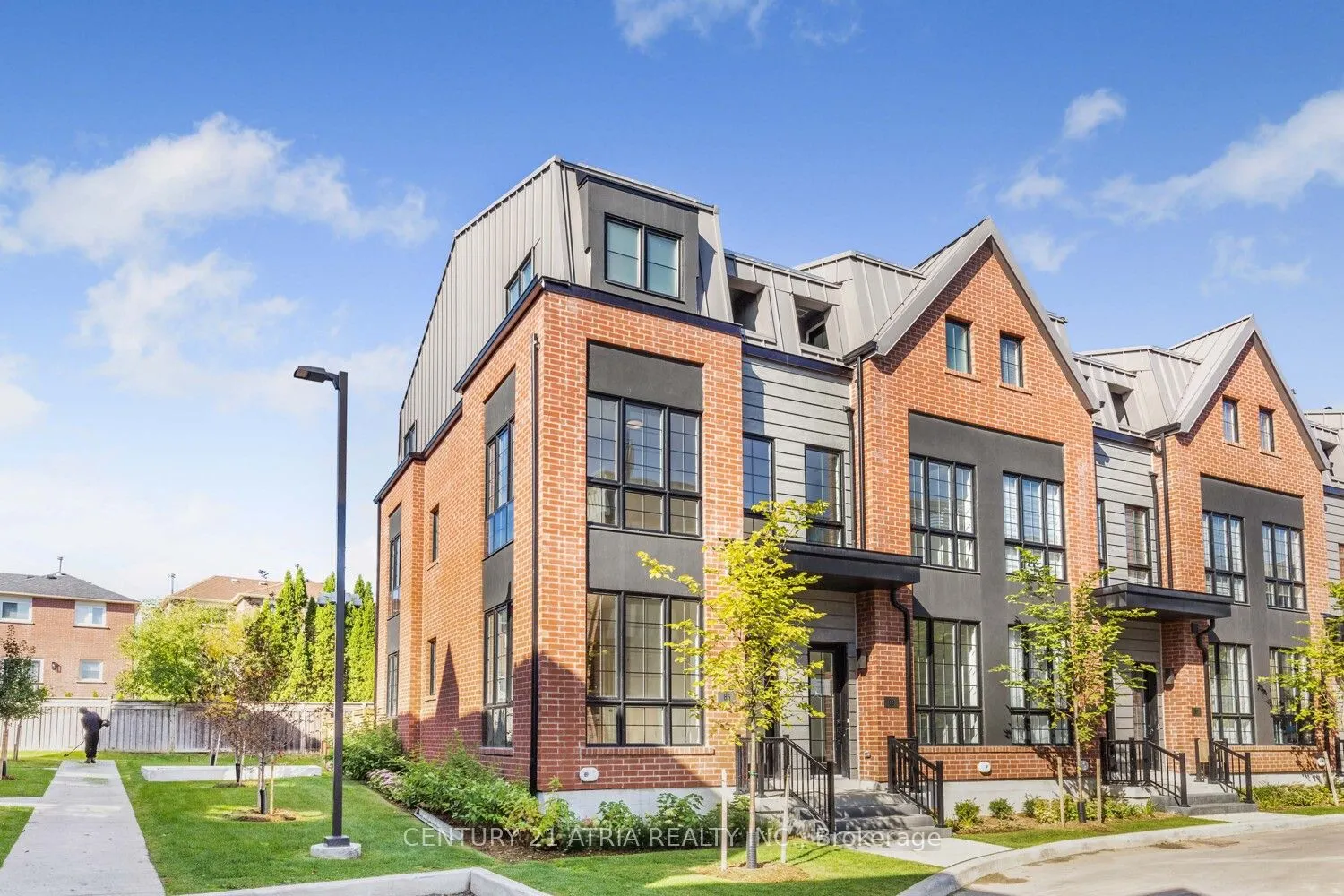 85 ALTON Crescent