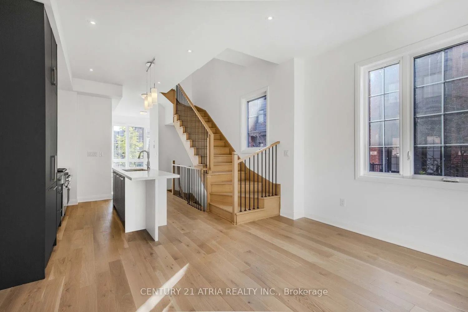 85 ALTON Crescent