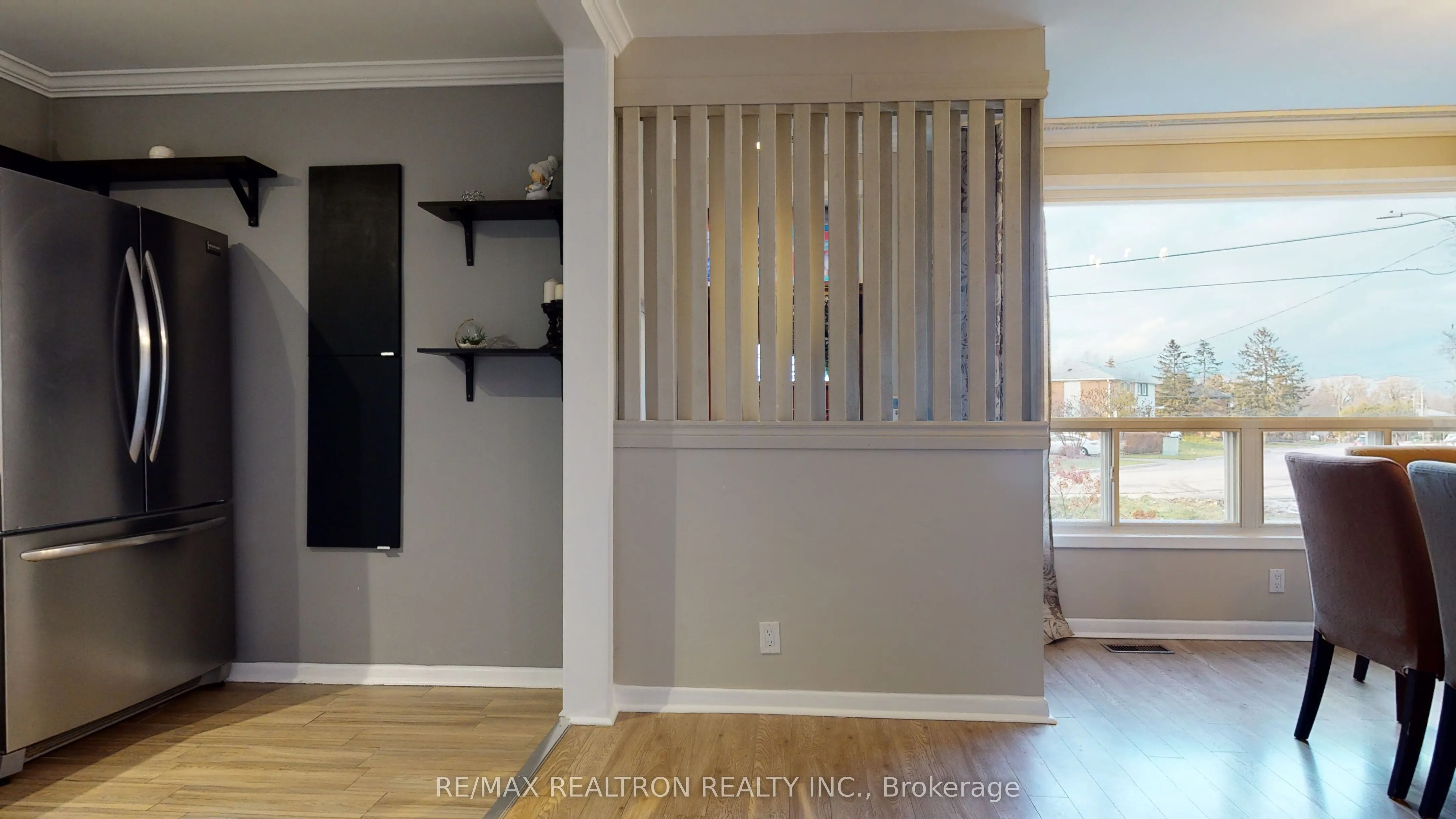 39 Davis Road, #Main Floor