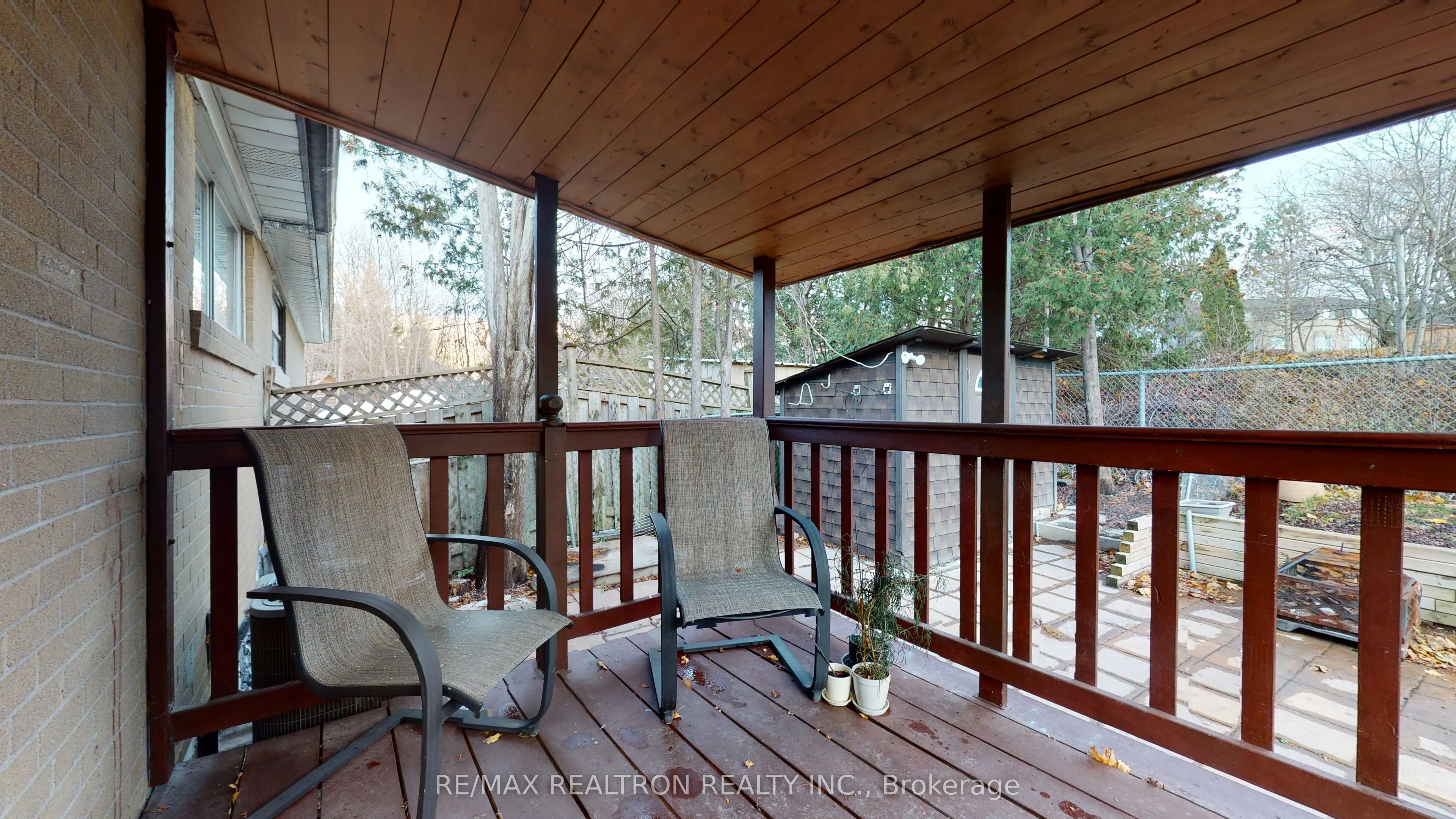 39 Davis Road, #Main Floor