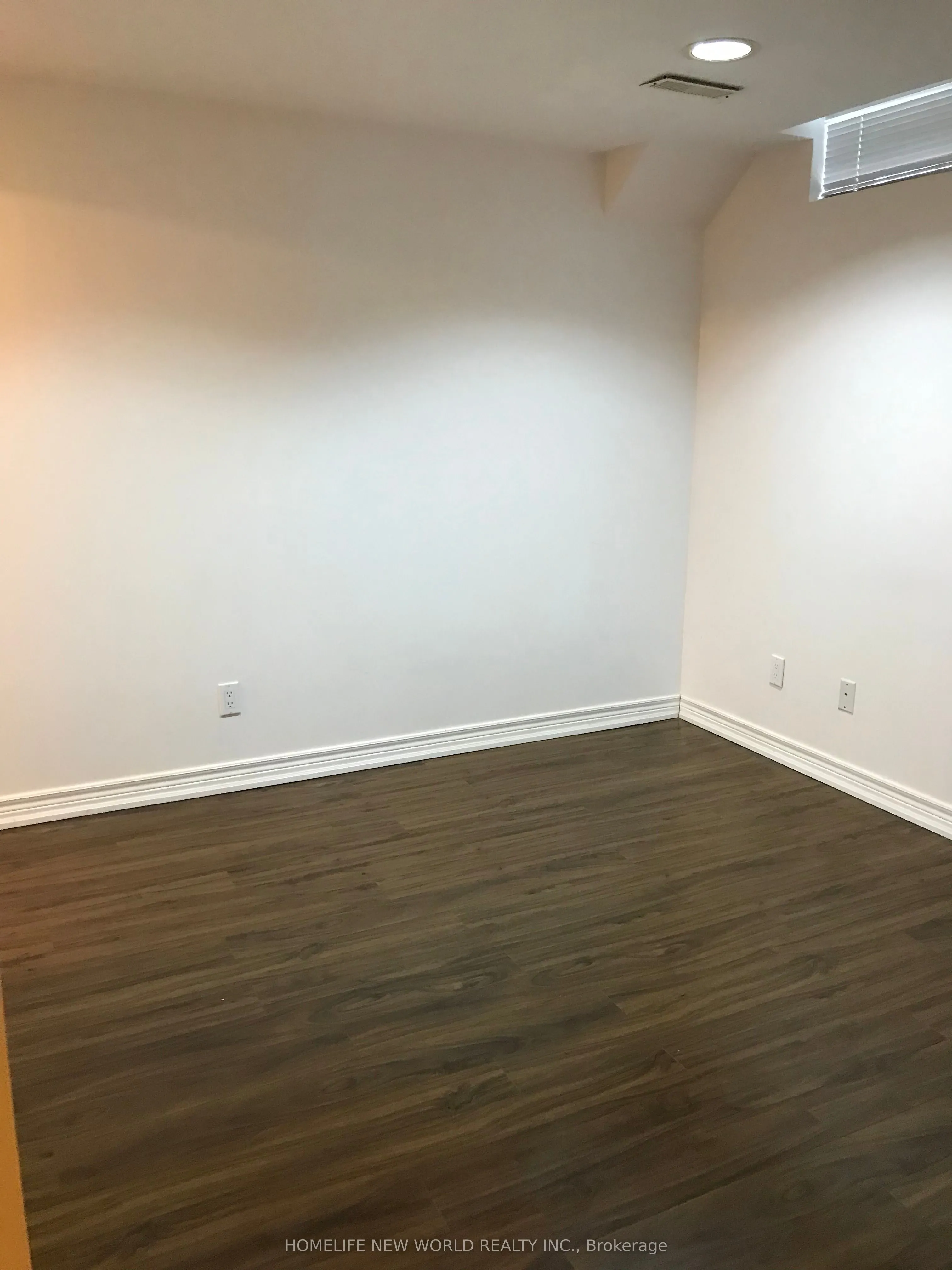 25 Westmoreland Court