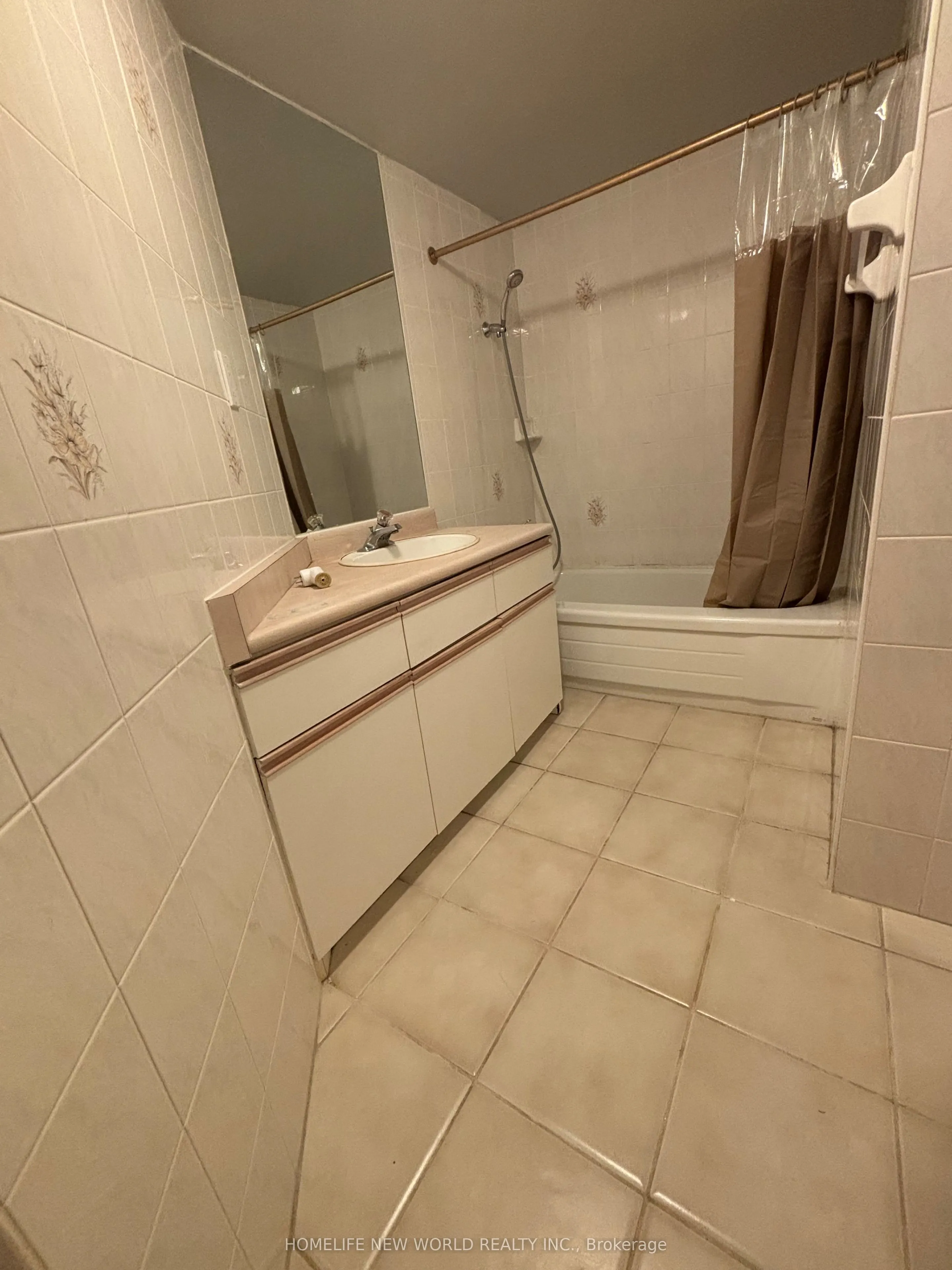 25 Westmoreland Court