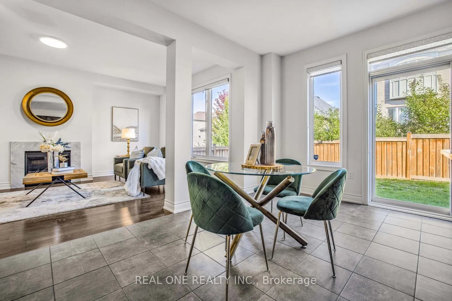 24 Larkfield Crescent