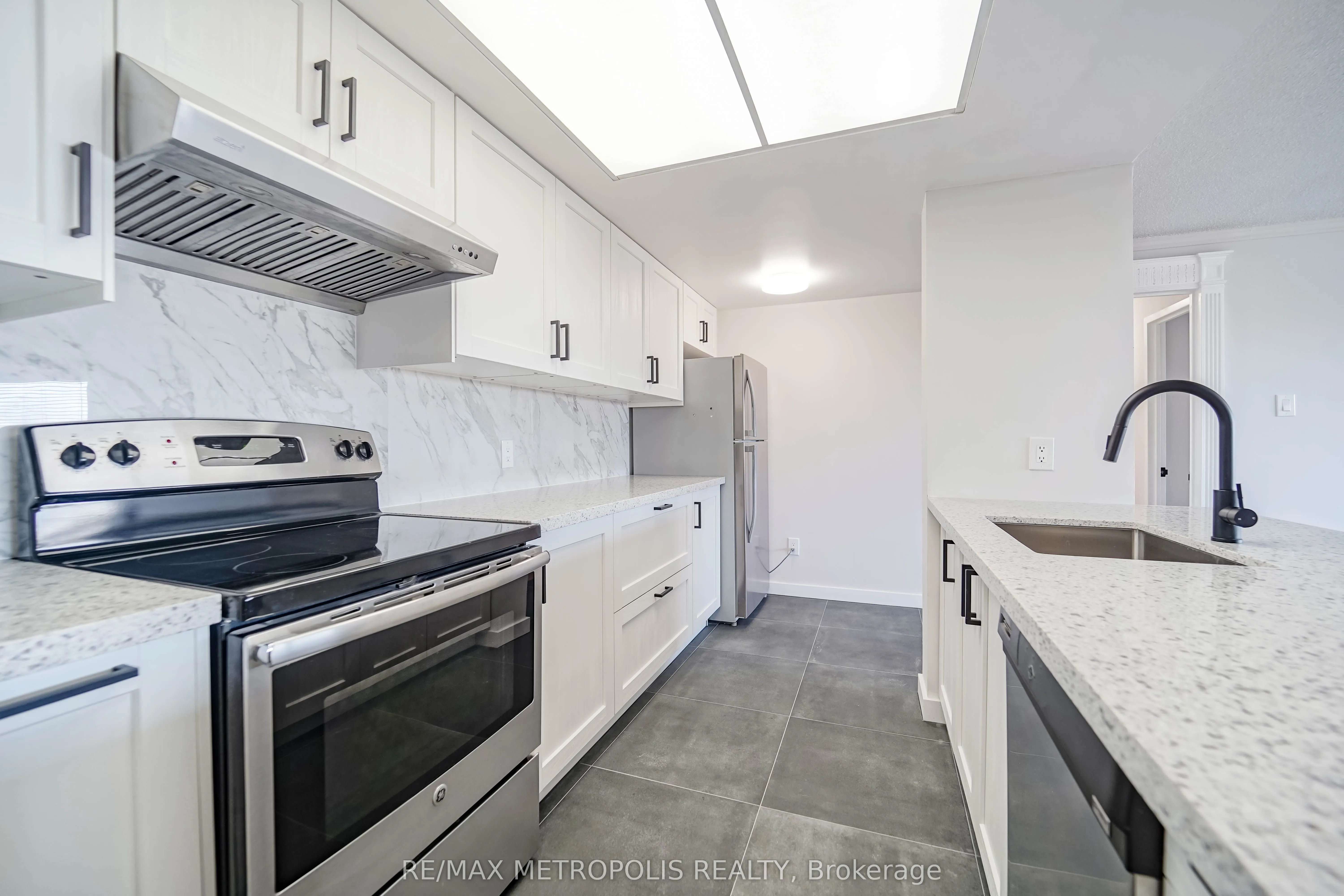 2 Raymerville Drive, #502