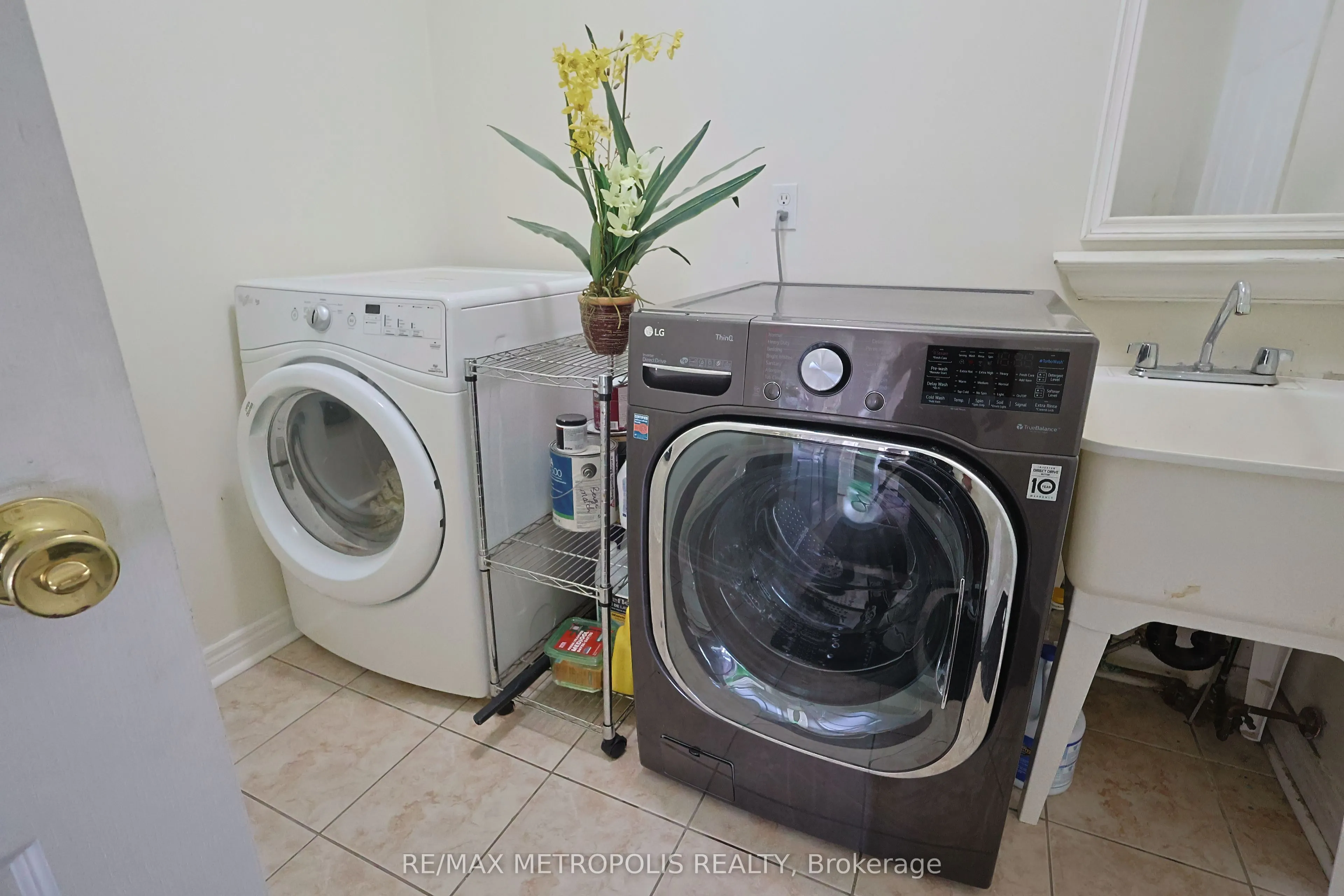104 Sail Crescent, #BSMT