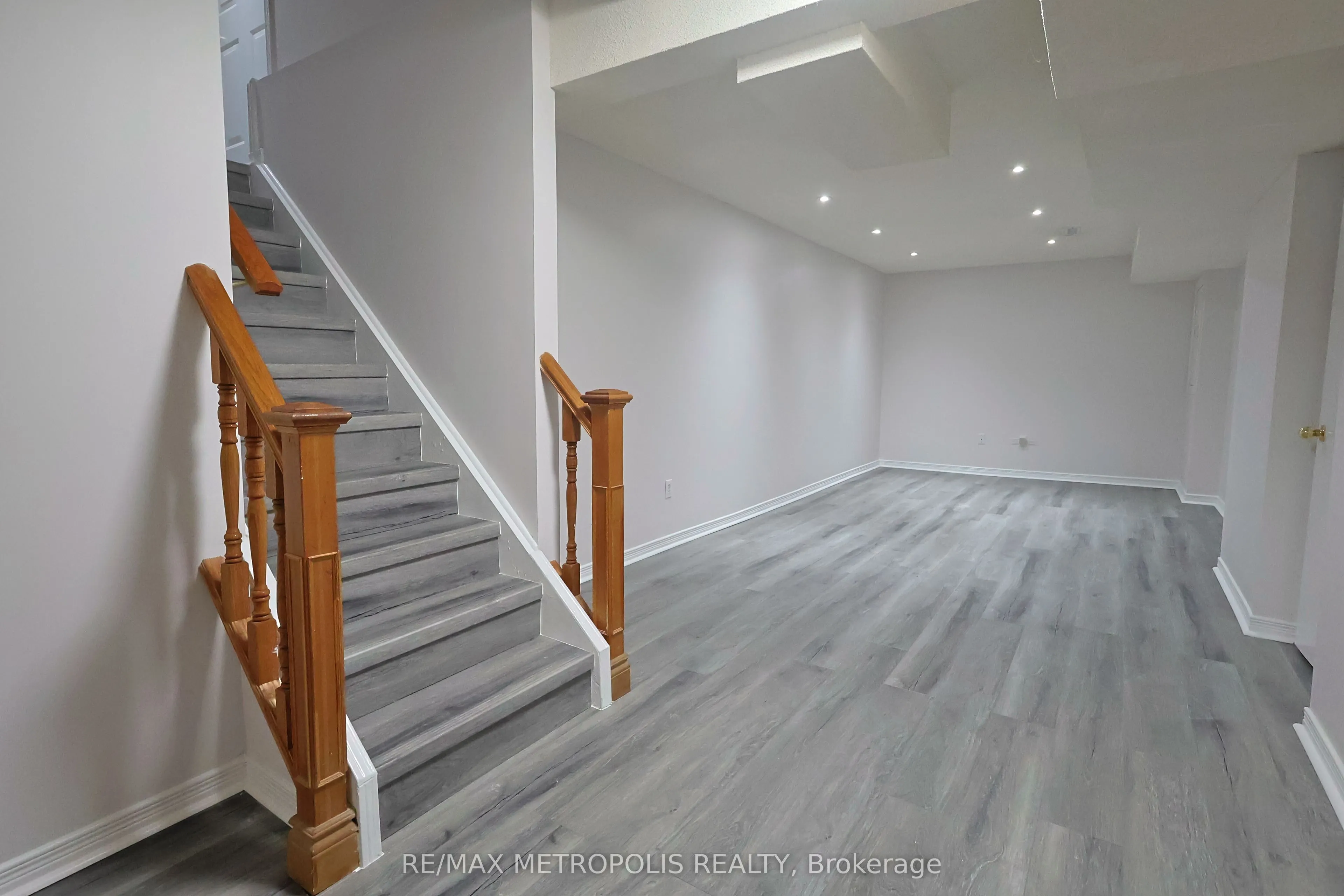 104 Sail Crescent, #BSMT
