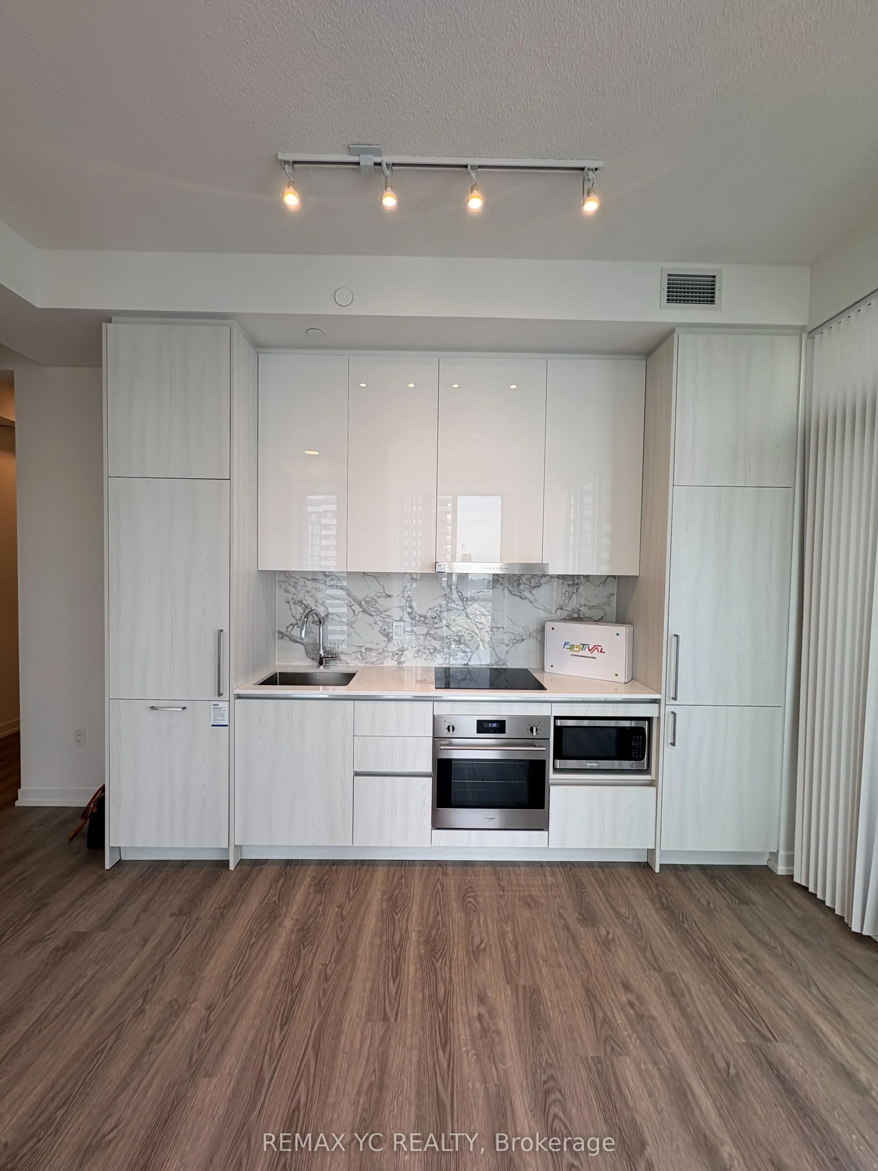 195 Commerce Street, #4315