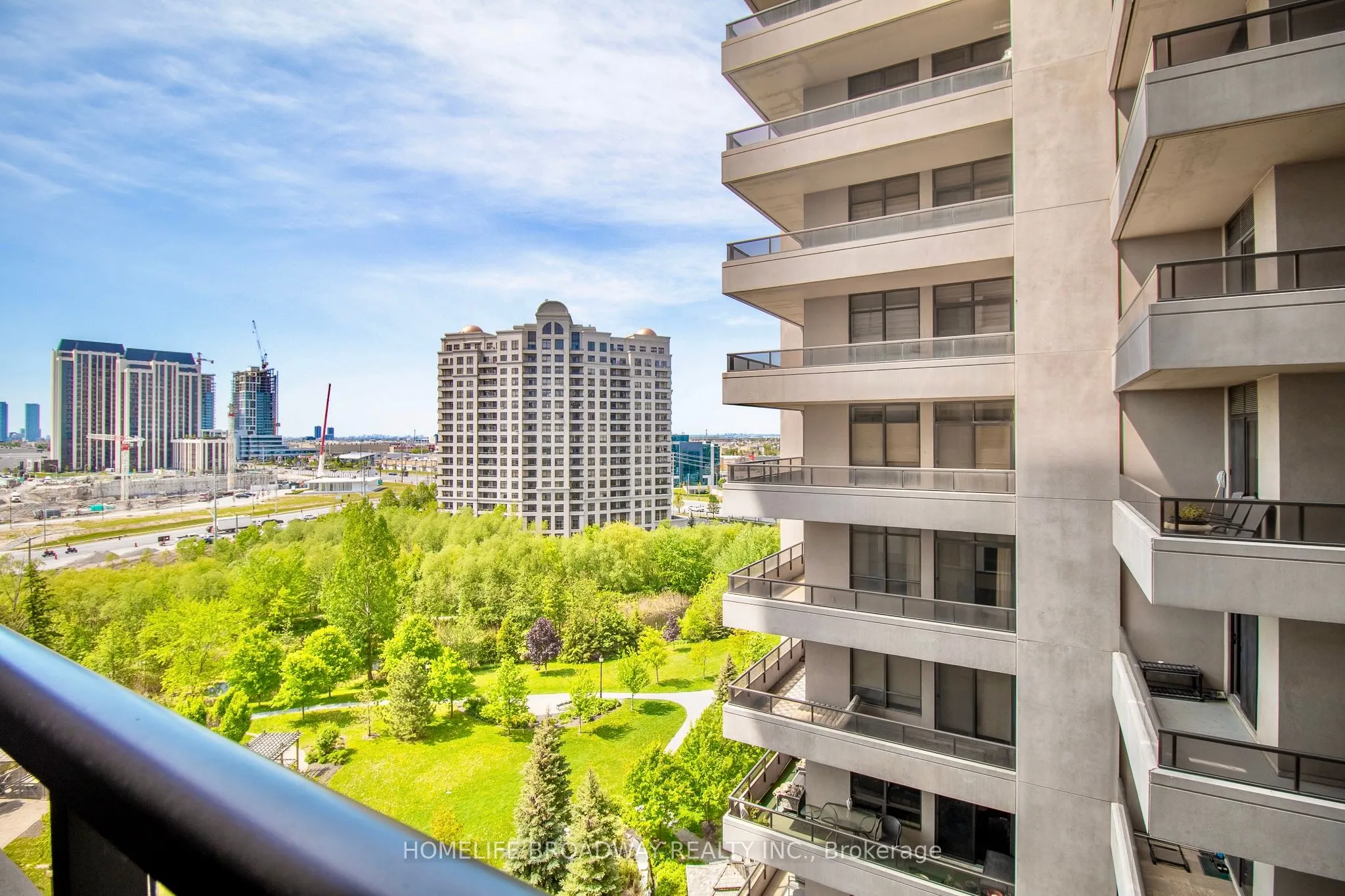 9255 Jane Street, #815
