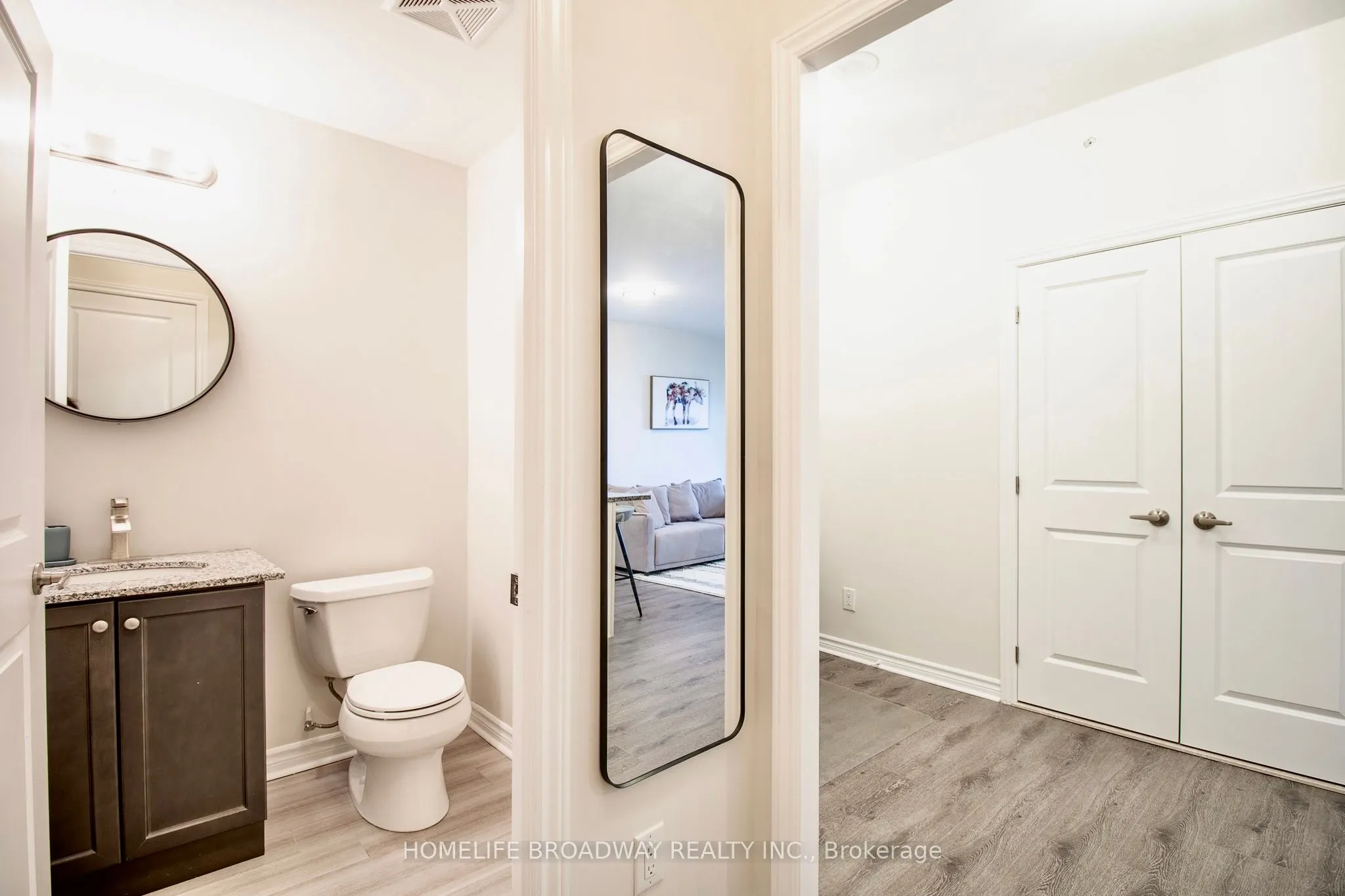 9255 Jane Street, #815