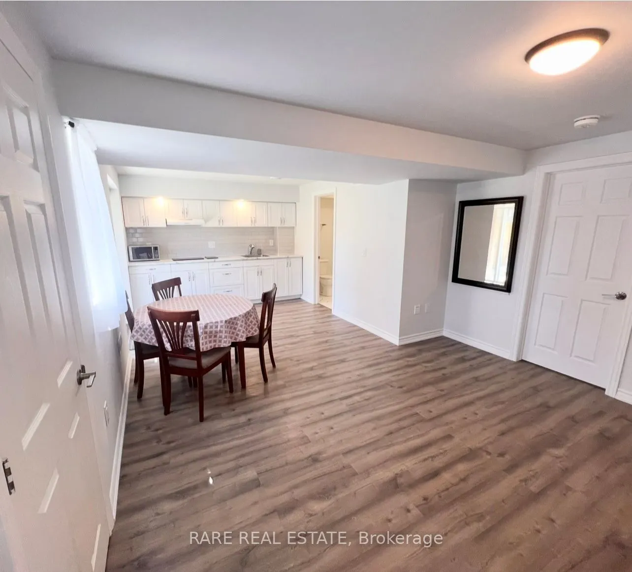 114 B Wood Crescent