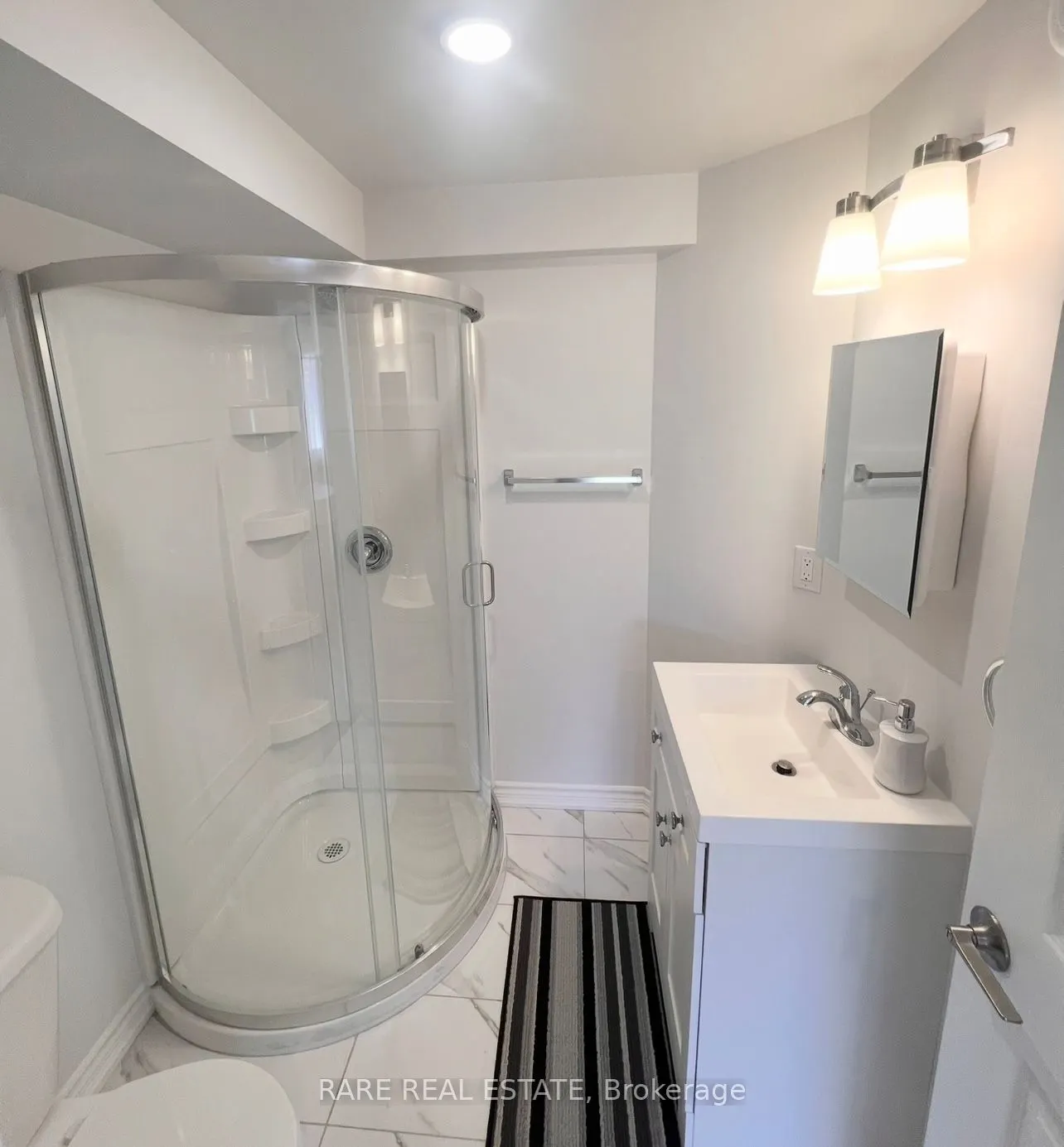 114 B Wood Crescent