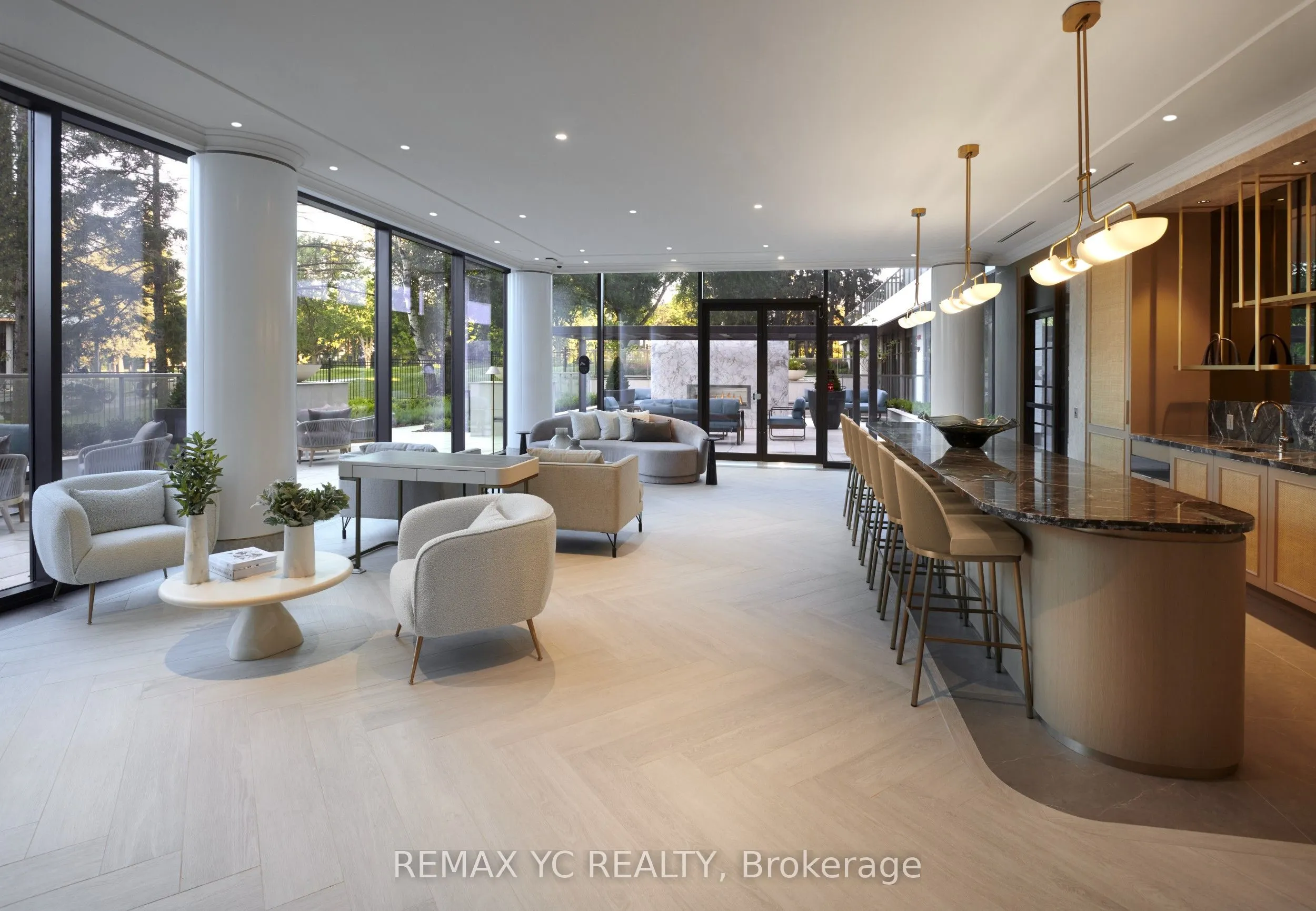 397 Royal Orchard Boulevard, #204