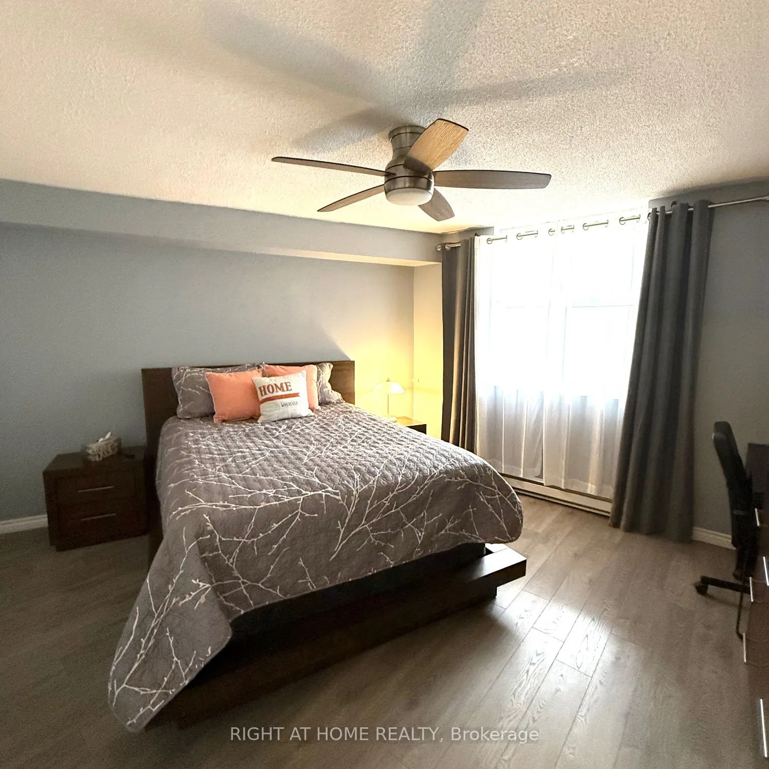 260 Davis Drive, #806