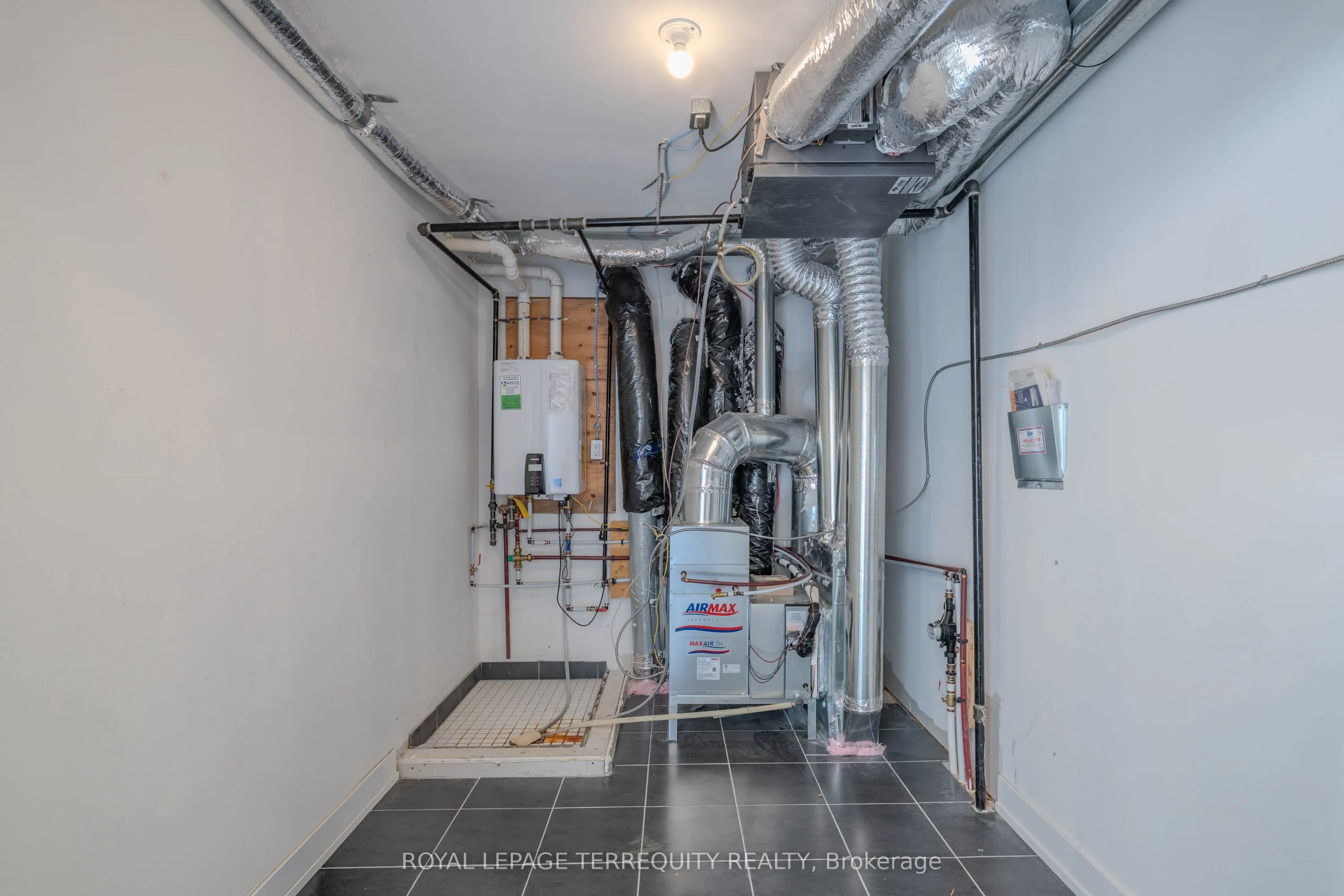 12860 Yonge Street, #9