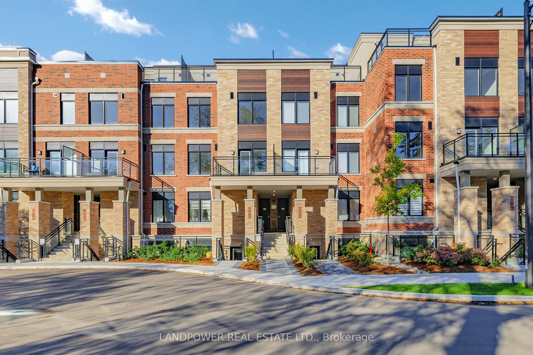 60 Elizabeth Street S, #3305