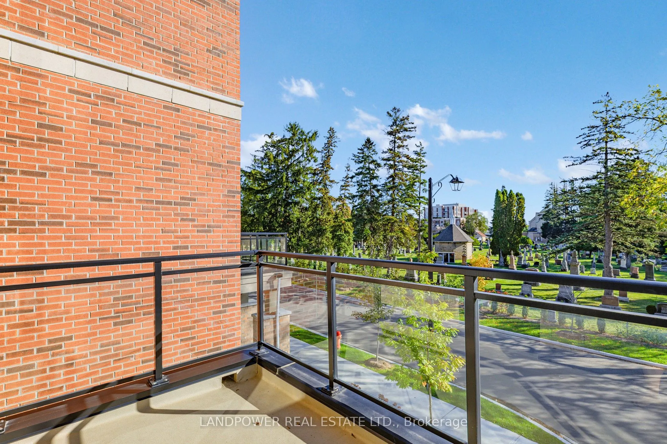 60 Elizabeth Street S, #3305