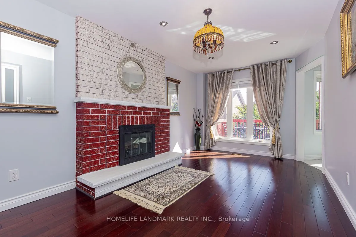 4 Pine Bough Manor