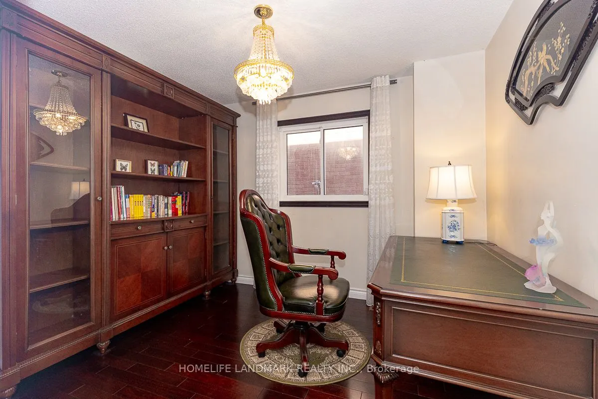 4 Pine Bough Manor