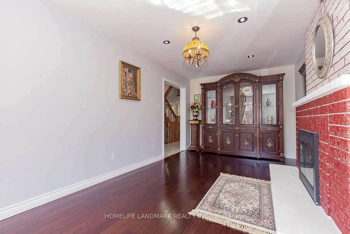 4 Pine Bough Manor