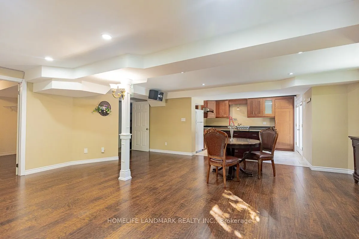 4 Pine Bough Manor