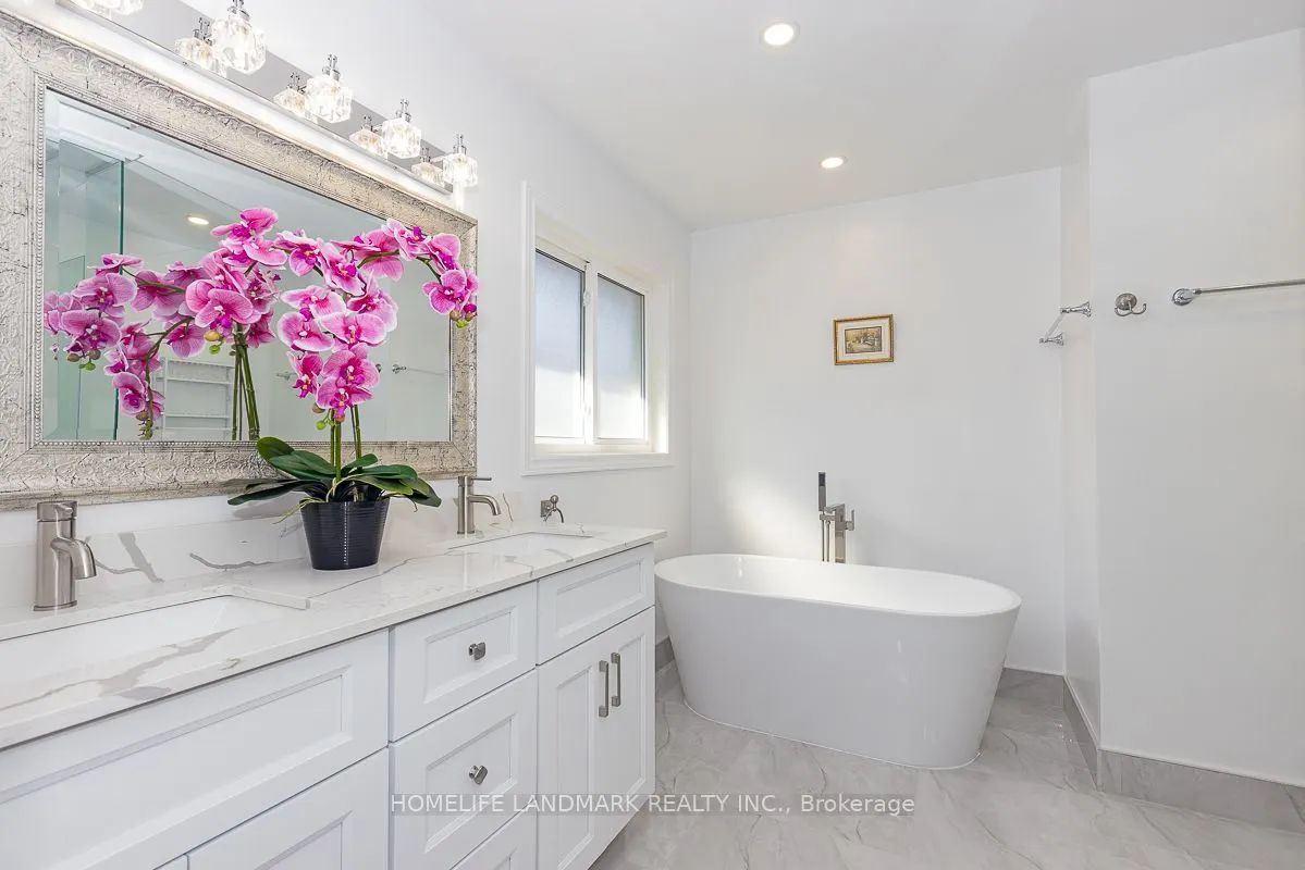 4 Pine Bough Manor